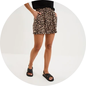 Short Femme