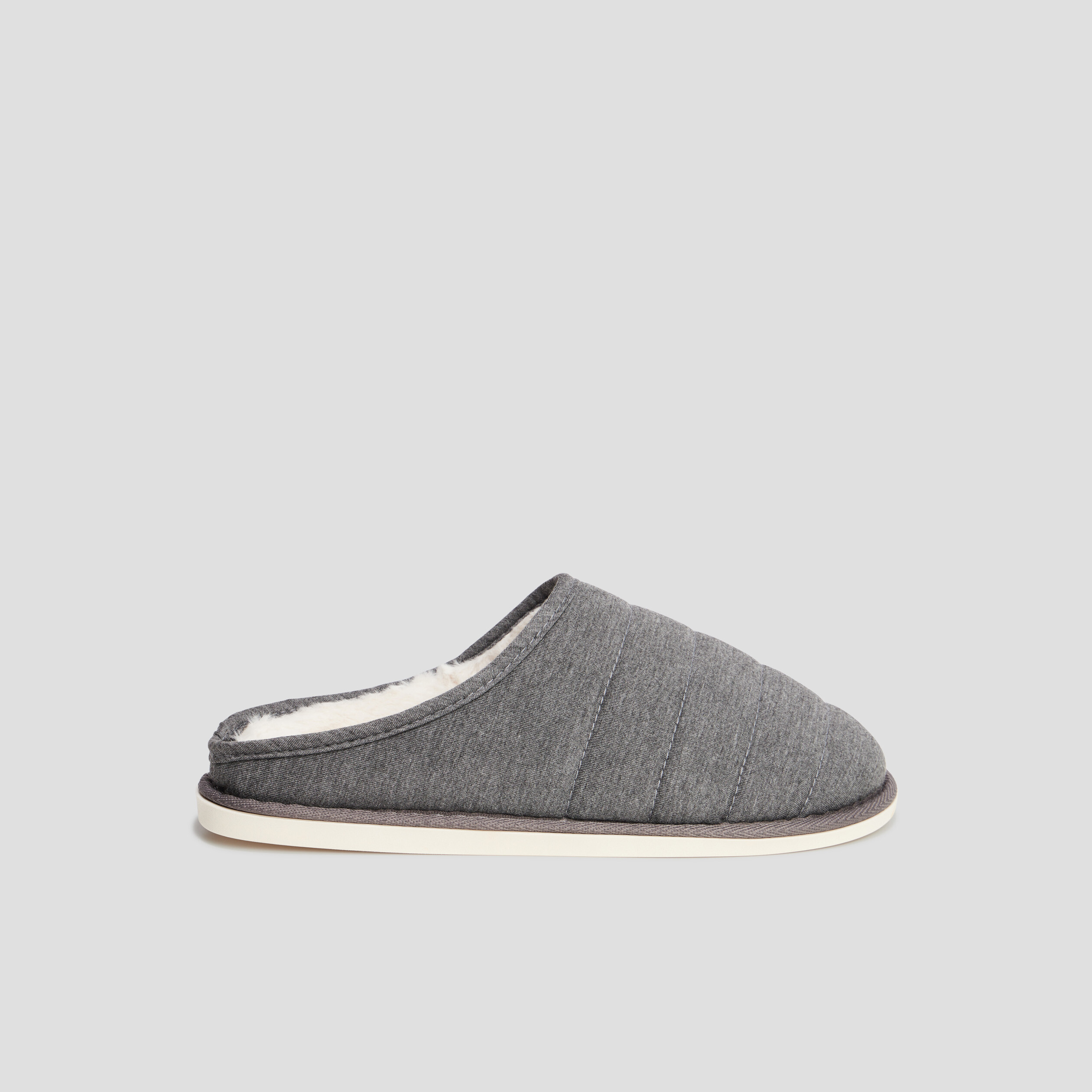 chaussons mules matelasses fourres gris homme Chaussons mules matelassés fourrés gris homme