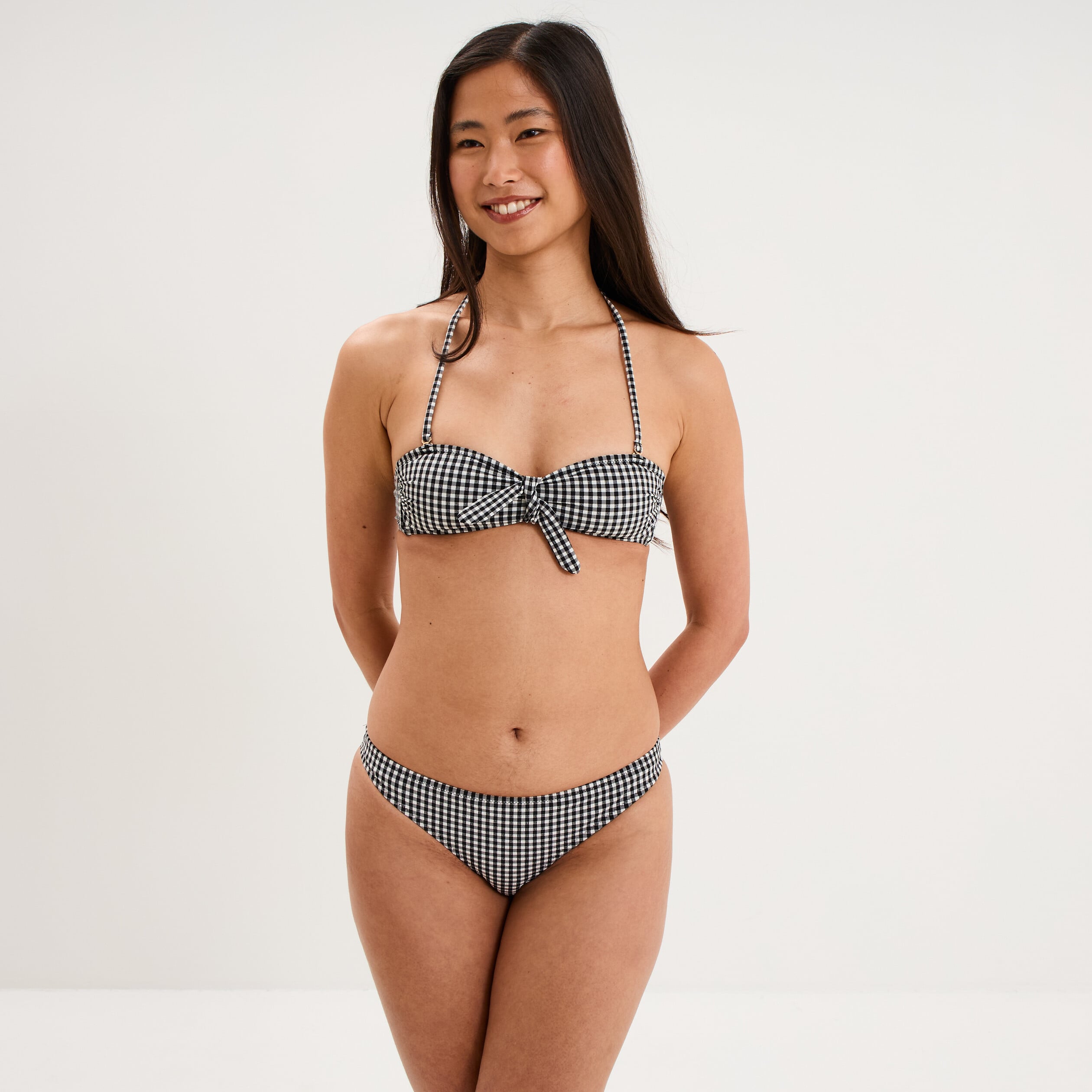 Haut de maillot de bain bandeau noeud noir femme