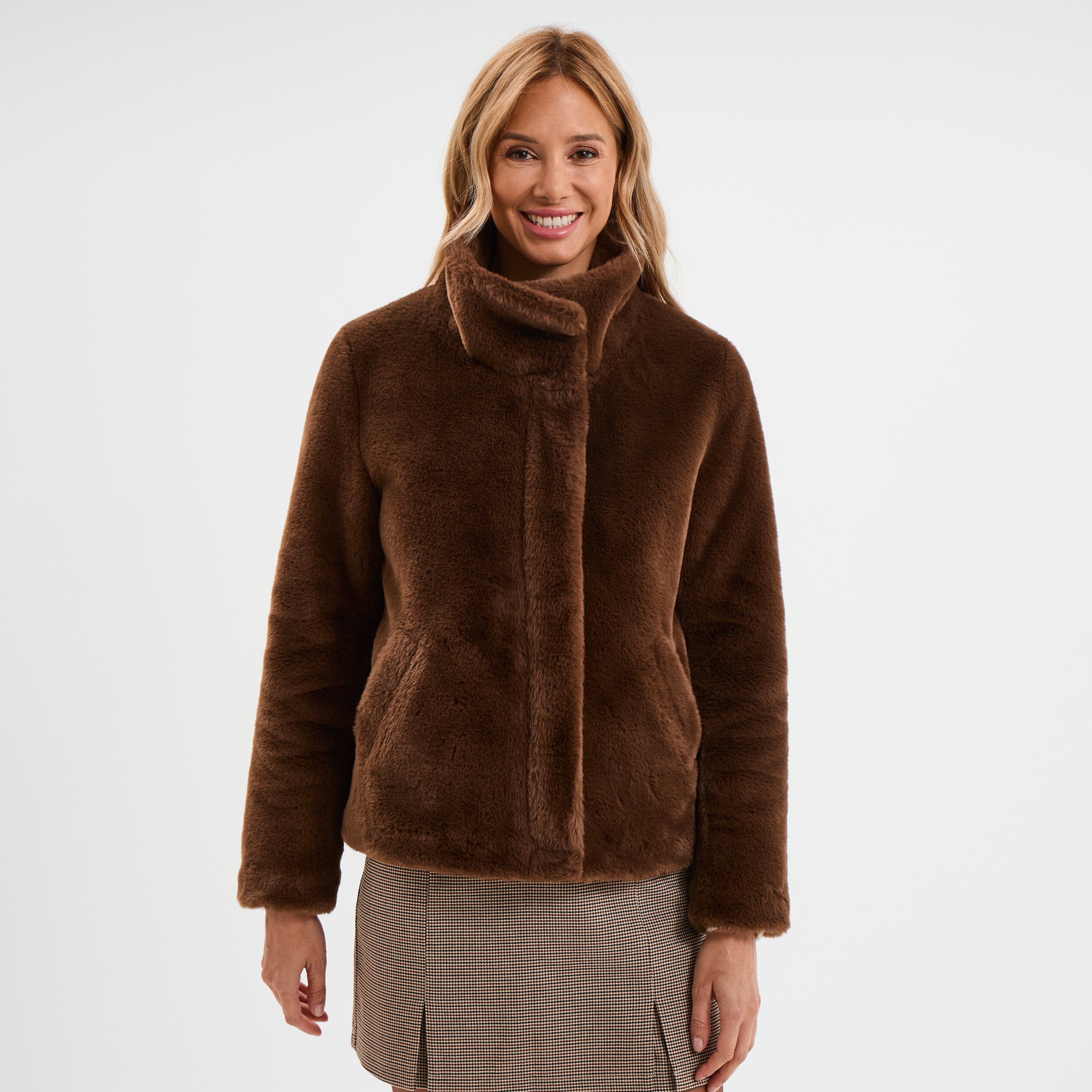 Veste fausse fourrure col montant marron femme