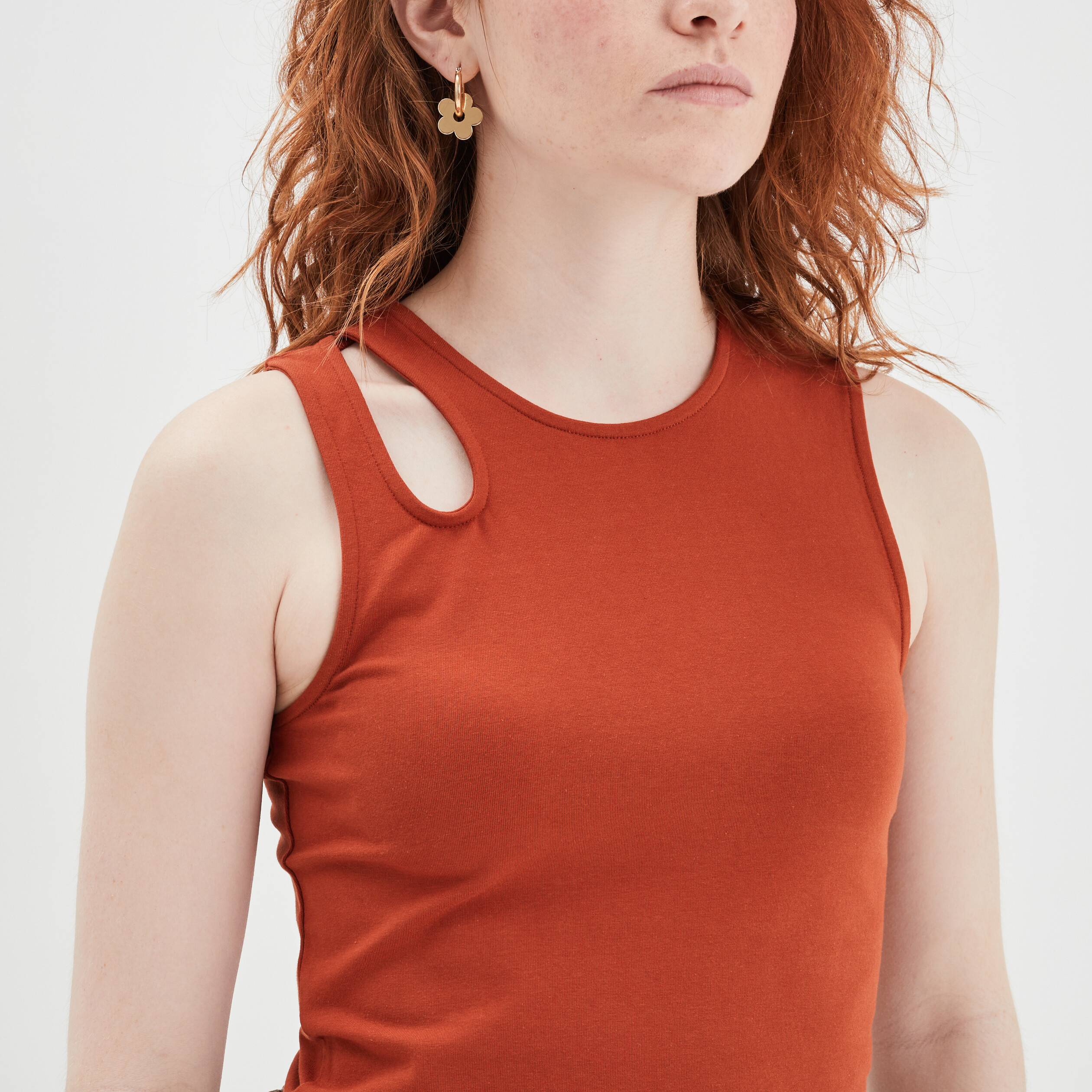 Débardeur cropped ajusté avec ouverture orange foncé femme
