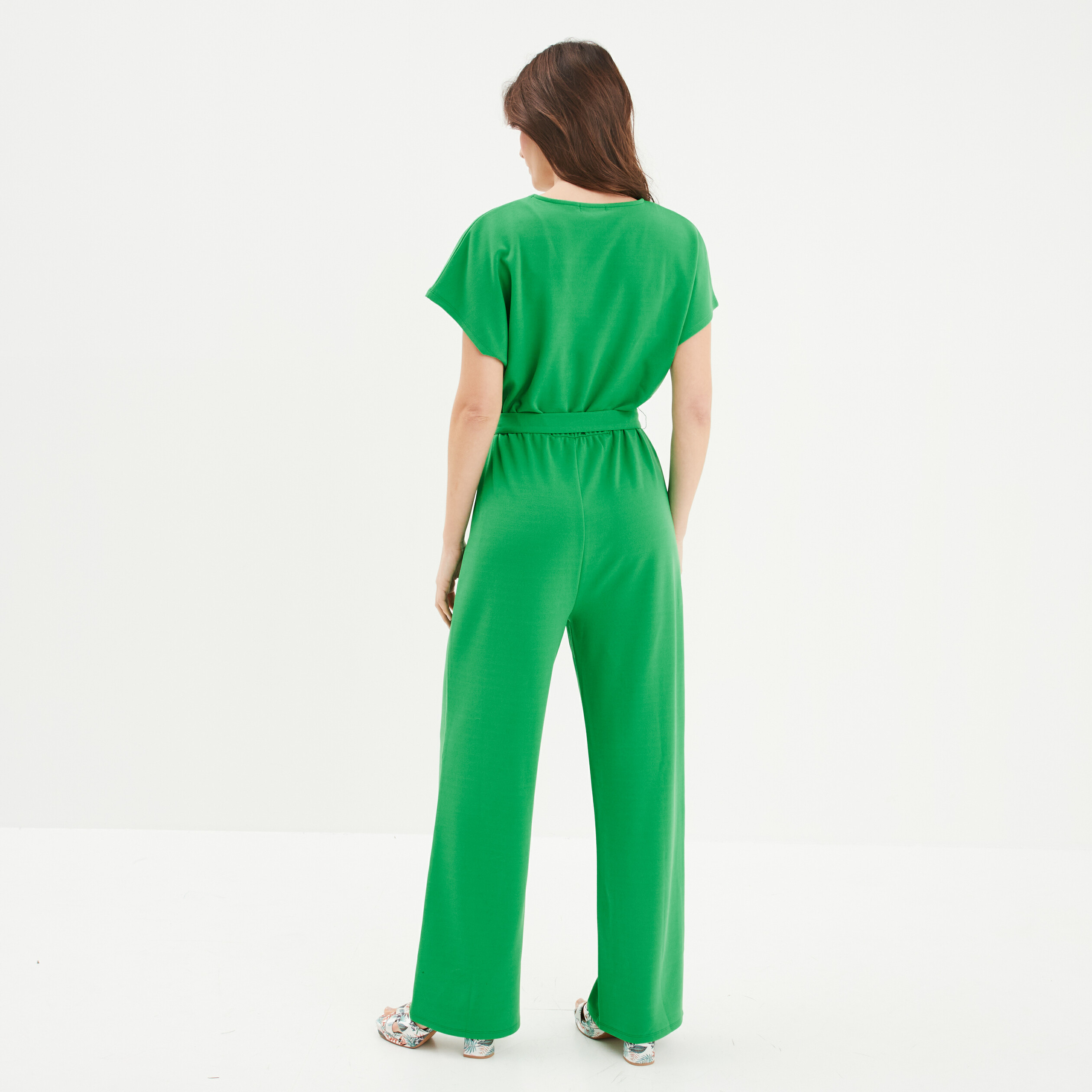 combinaison pantalon col en v ceinturee vert femme Combinaison pantalon col en V ceinturée vert femme