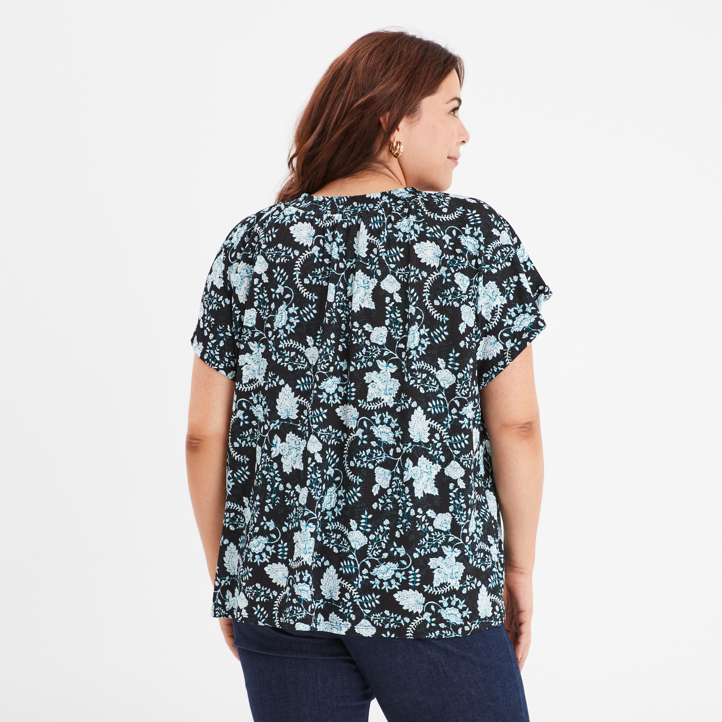 t shirt col smocke manches courtes noir femmegt T-shirt col smocké manches courtes noir femme grande taille