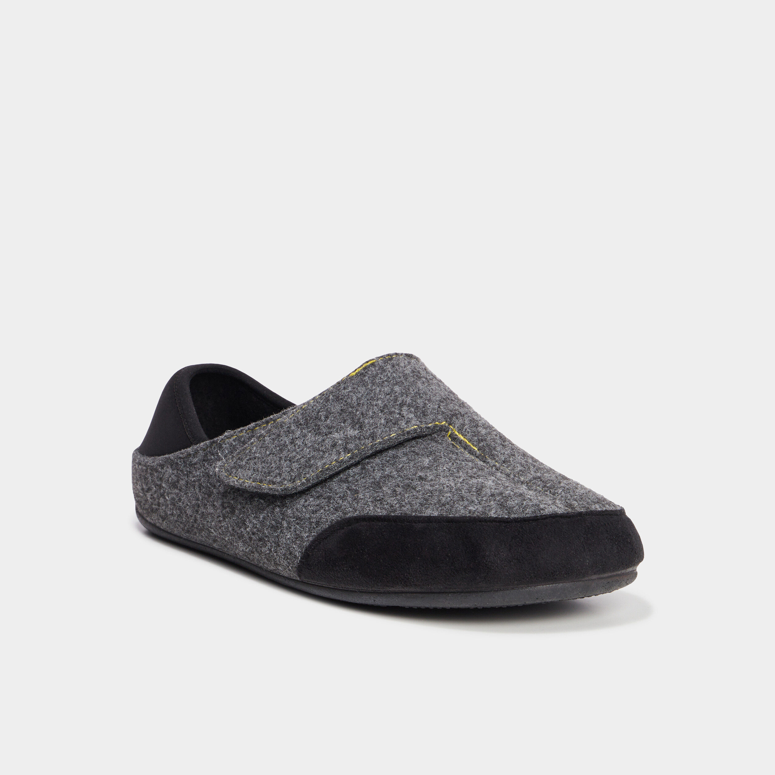 chaussons avec fermeture a scratch gris homme Chaussons avec fermeture à scratch gris homme