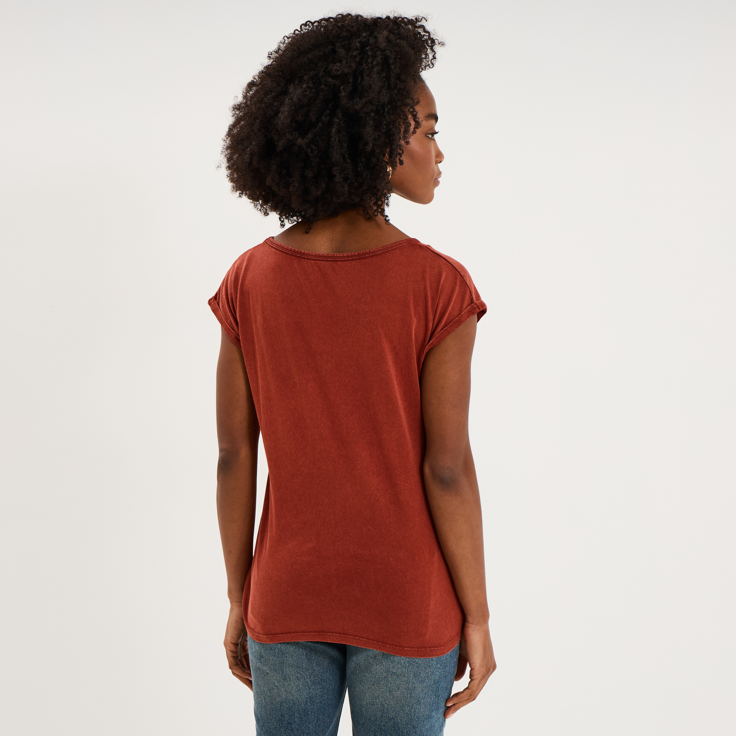 T-shirt d&eacute;lav&eacute; en coton marron femme