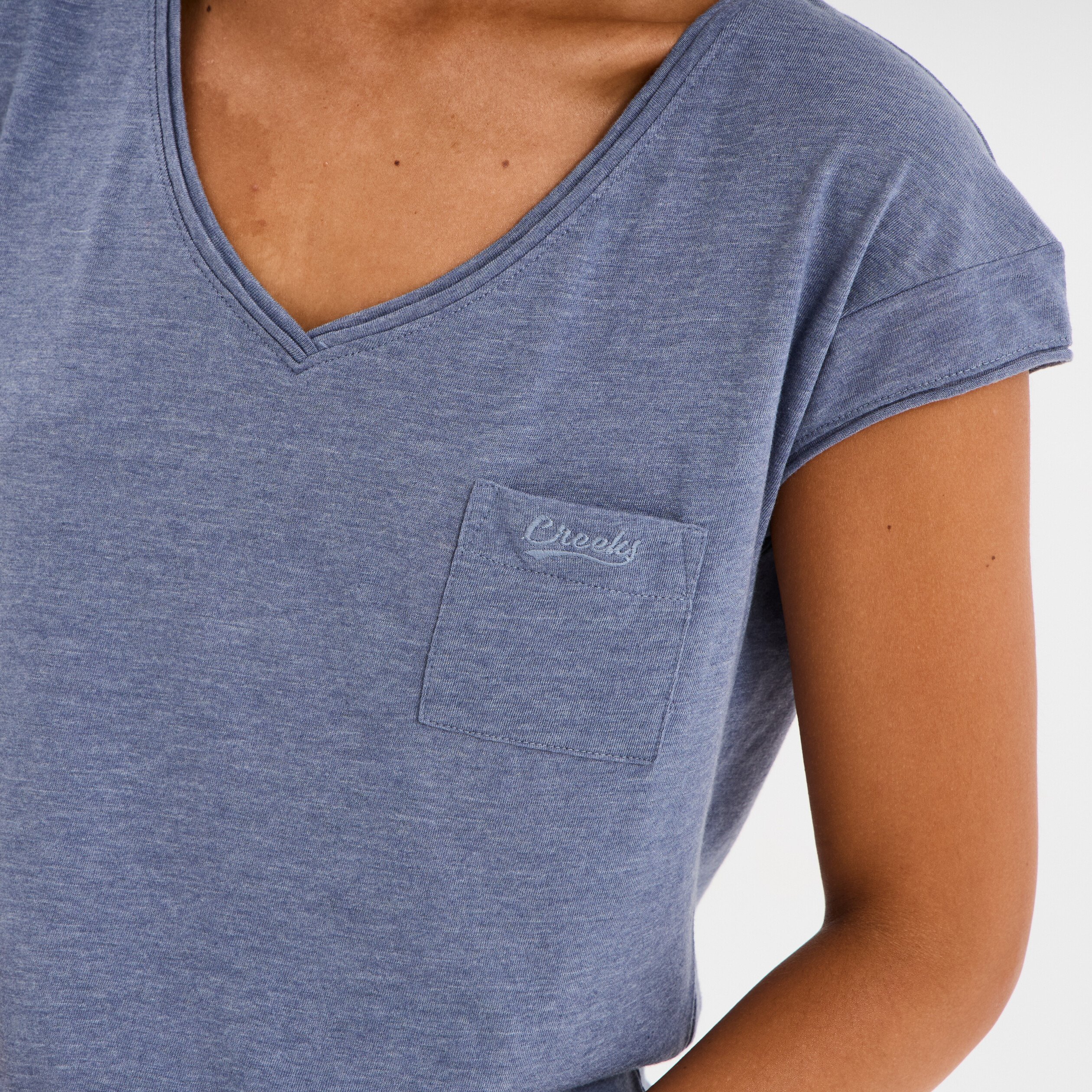 t shirt col v poche poitrine creeks bleu gris femme T-shirt col v poche poitrine Creeks bleu gris femme