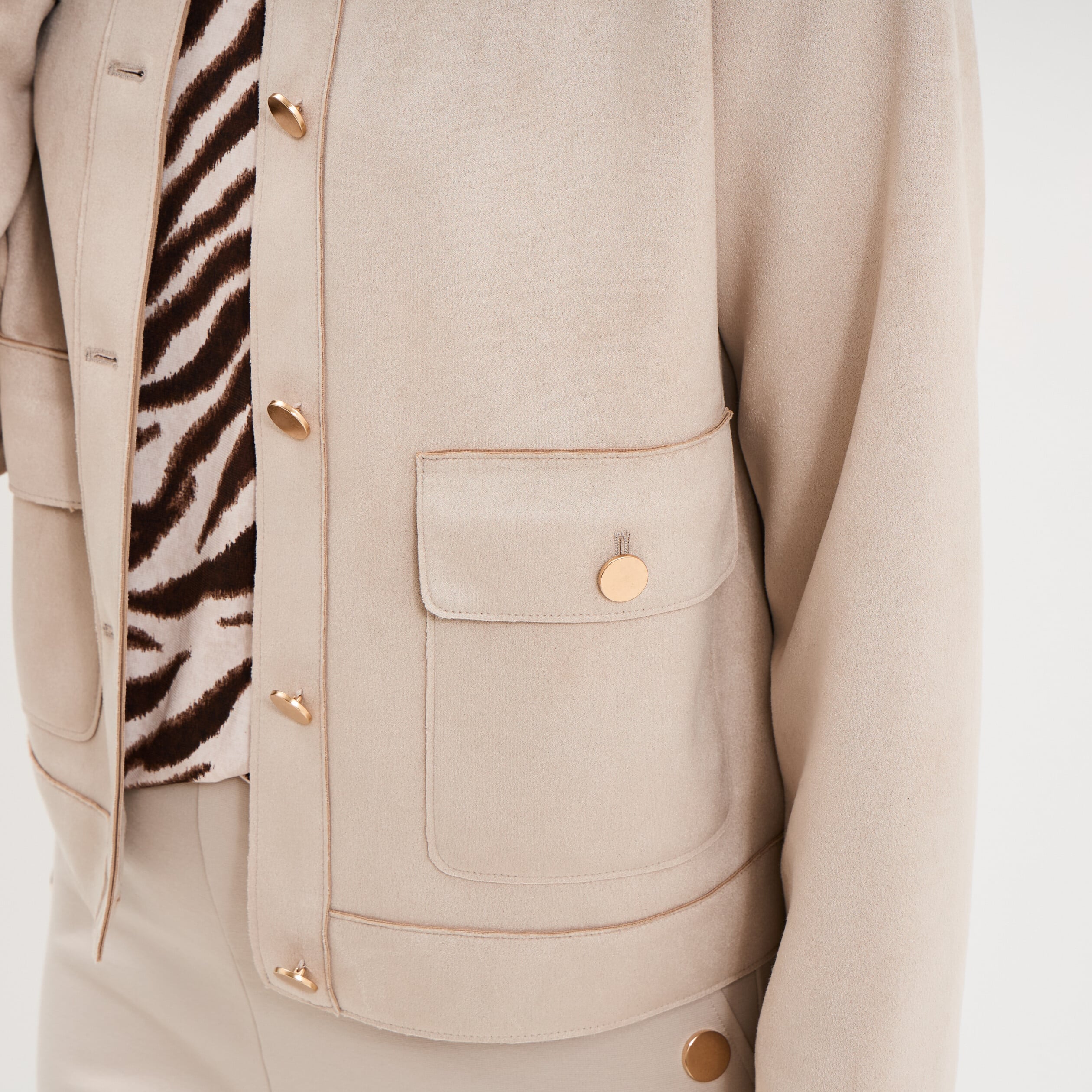 Veste boutonn&eacute;e effet su&eacute;dine beige femme