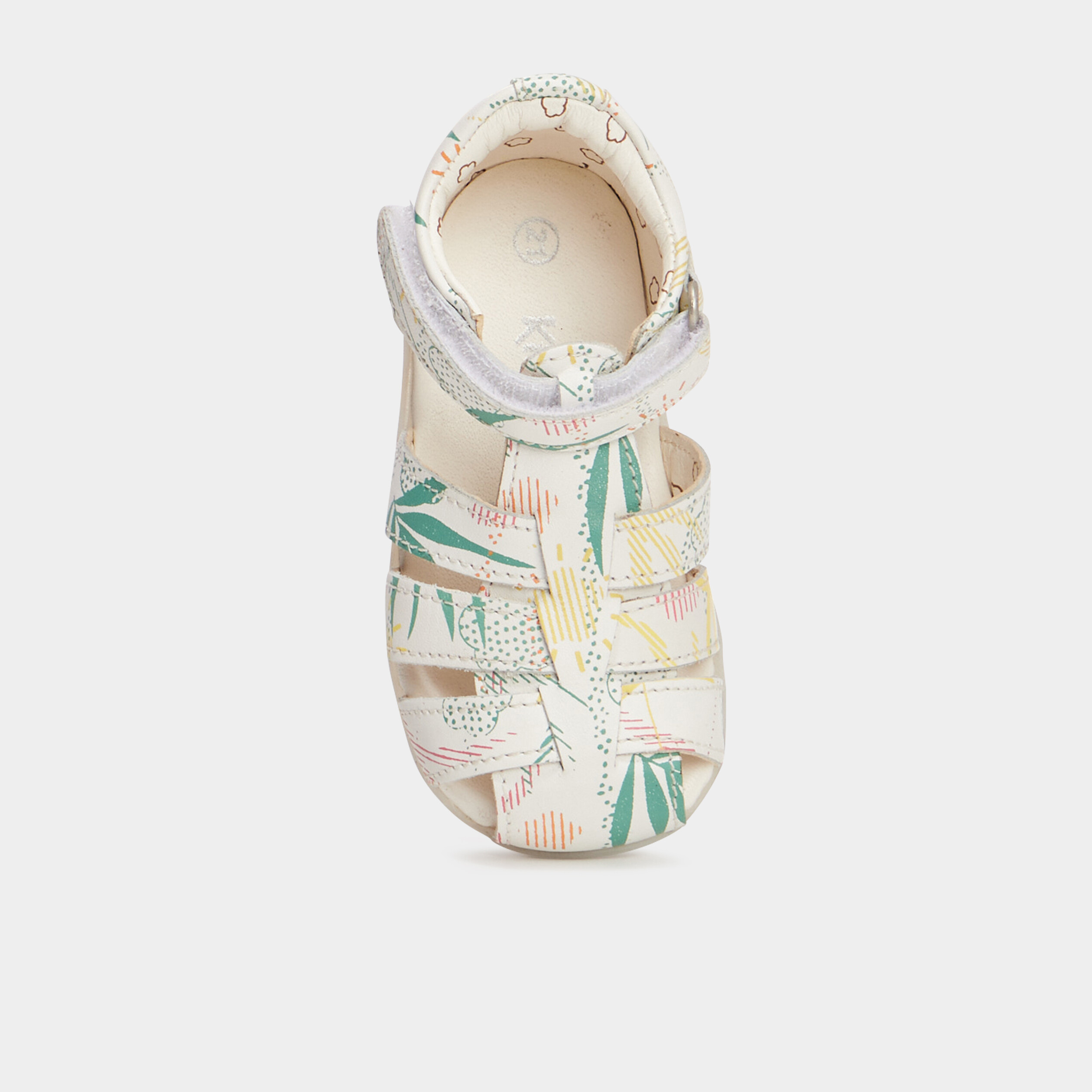 sandales en cuir kickers bigflo blanc bebef Sandales en cuir Kickers Bigflo blanc bébé fille