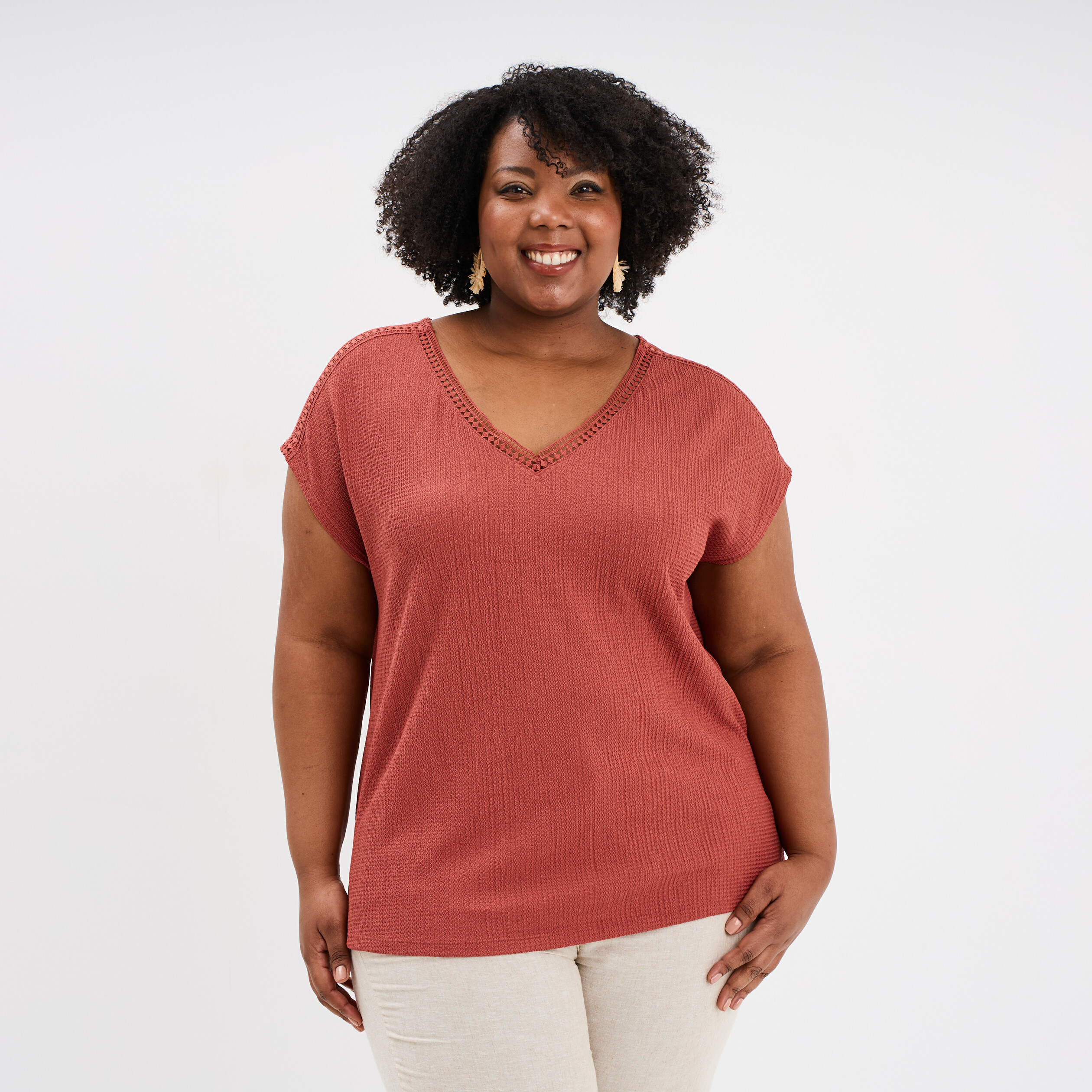 t shirt bandes dentelle col en v vieux rose femmegt T-shirt bandes dentelle col en V vieux rose femme grande taille
