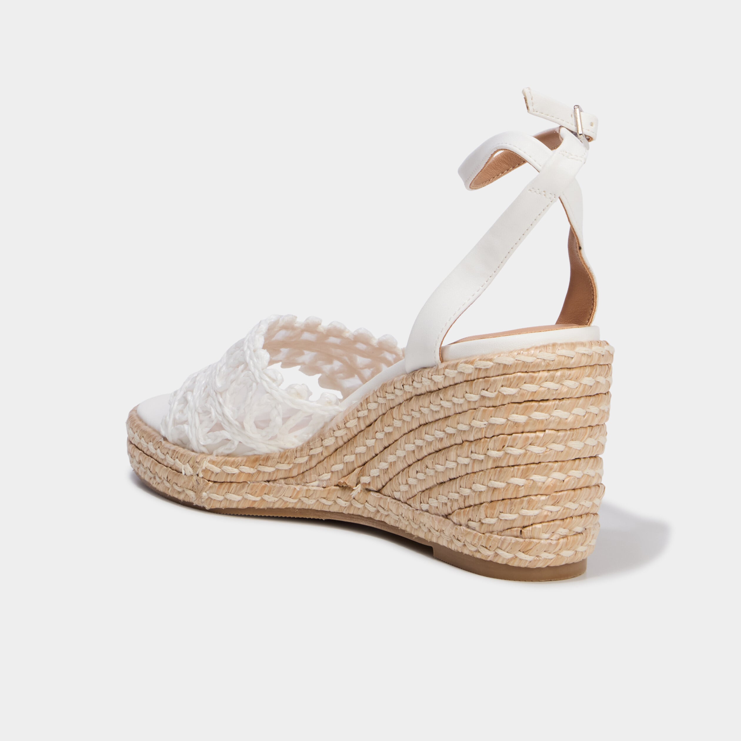 Sandales compens&eacute;es avec d&eacute;tails tress&eacute;s blanc femme