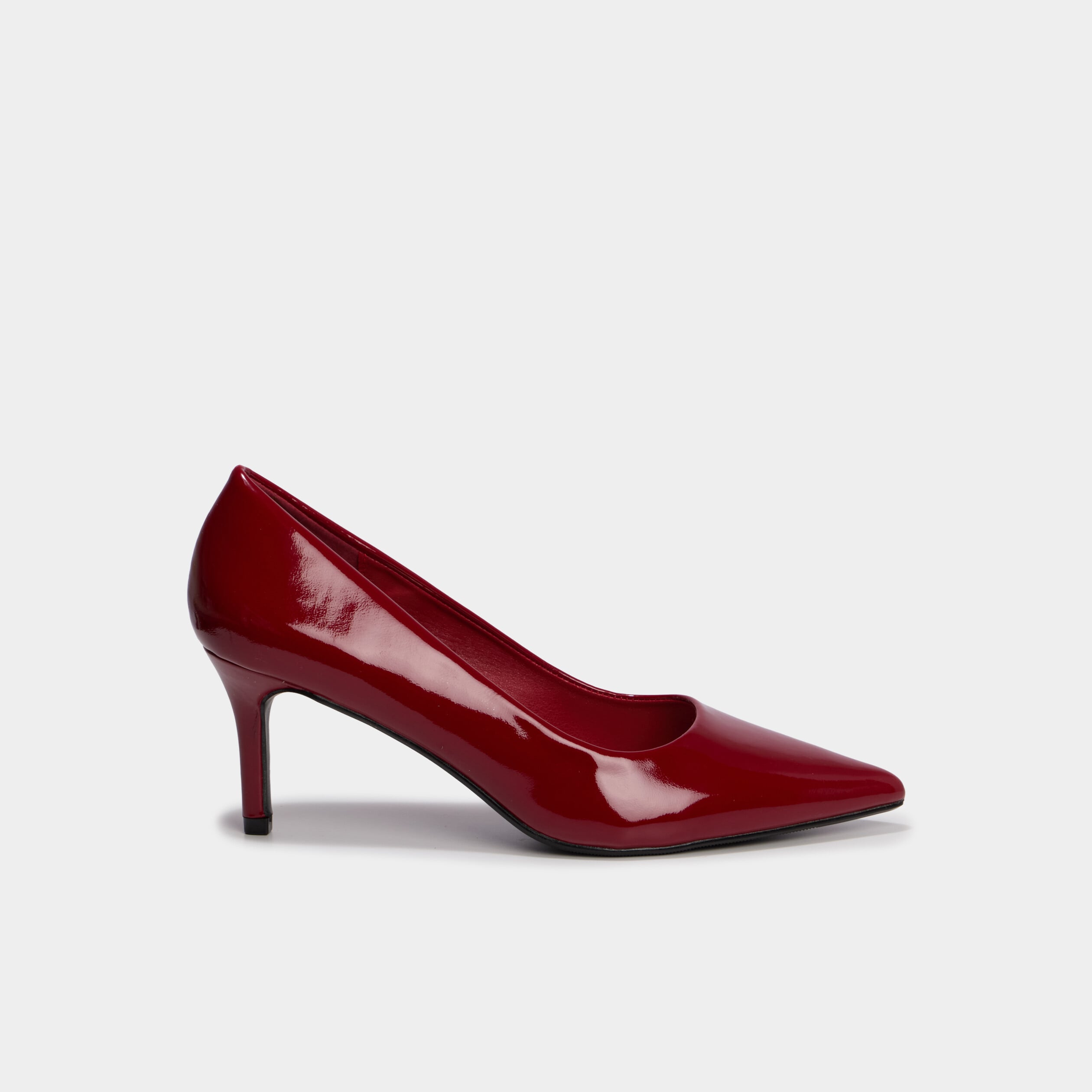Escarpins vernis &agrave; talons aiguilles rouge fonc&eacute; femme