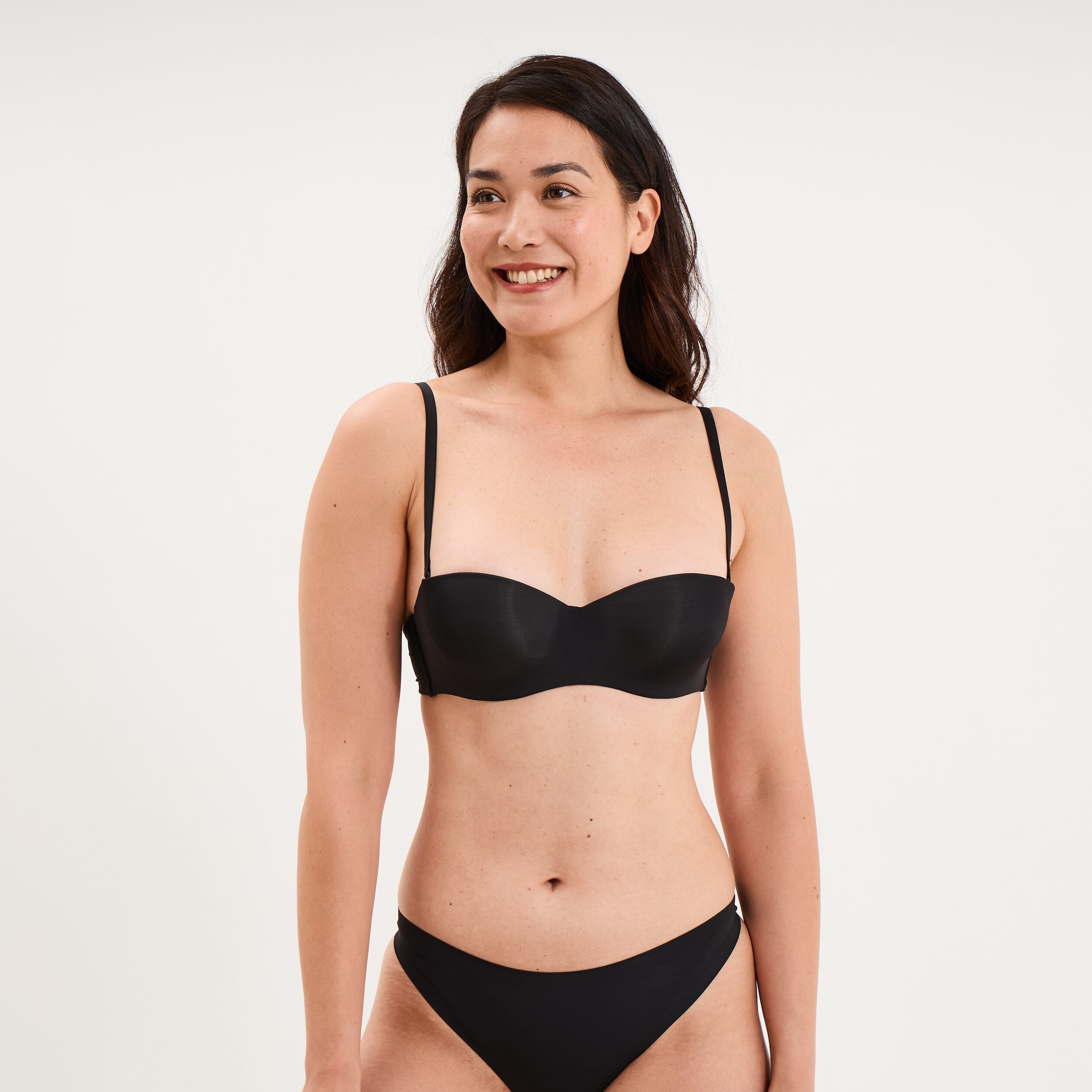 Soutien-gorge bandeau microfibre noir femme