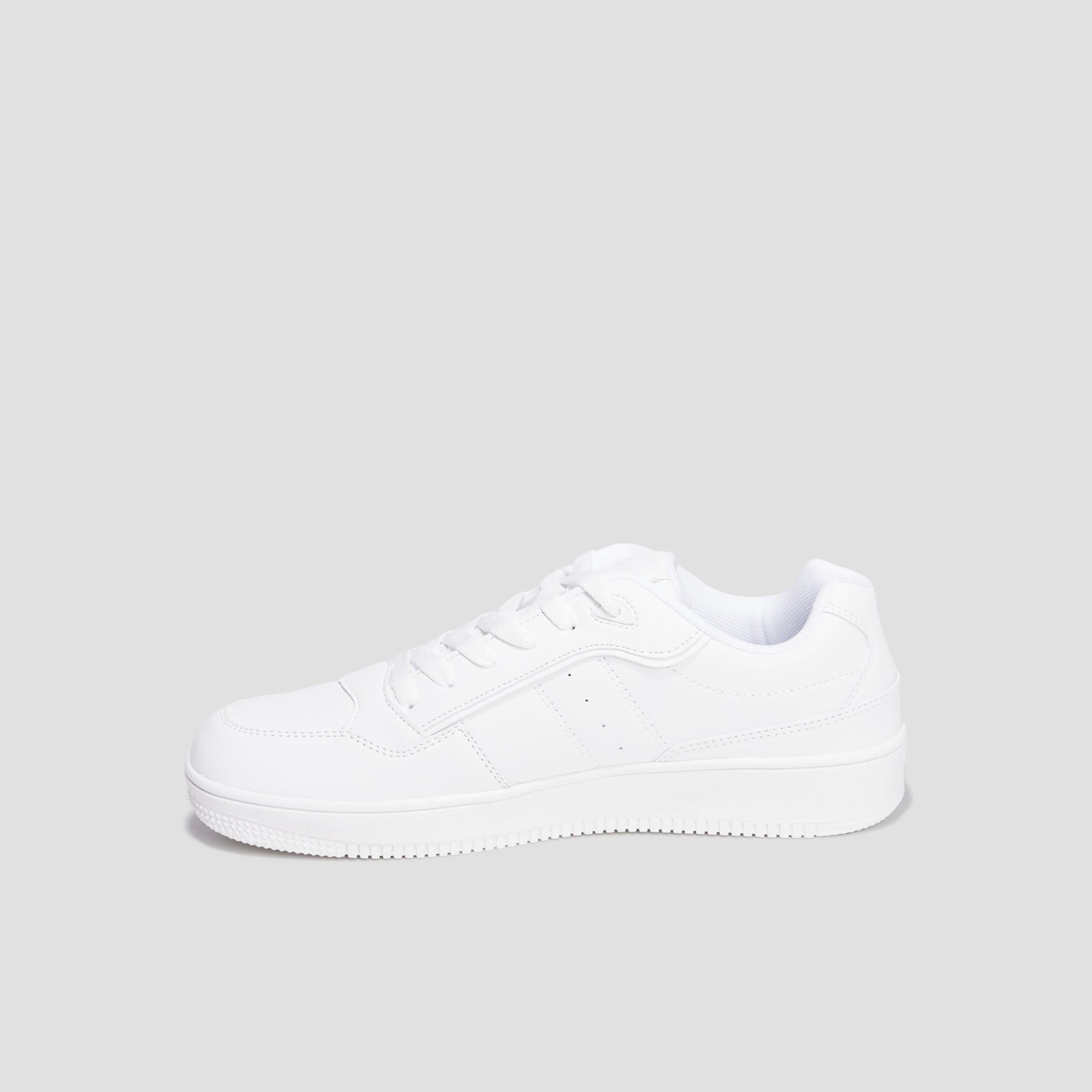 Tennis basses &agrave; lacets blanc homme