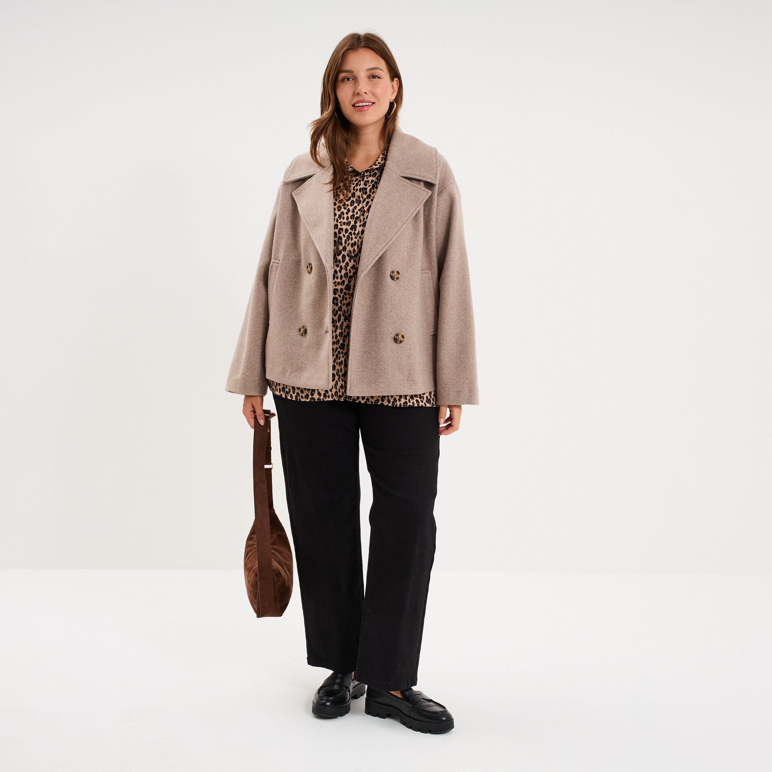 Manteau court double boutonnage beige femme grande taille