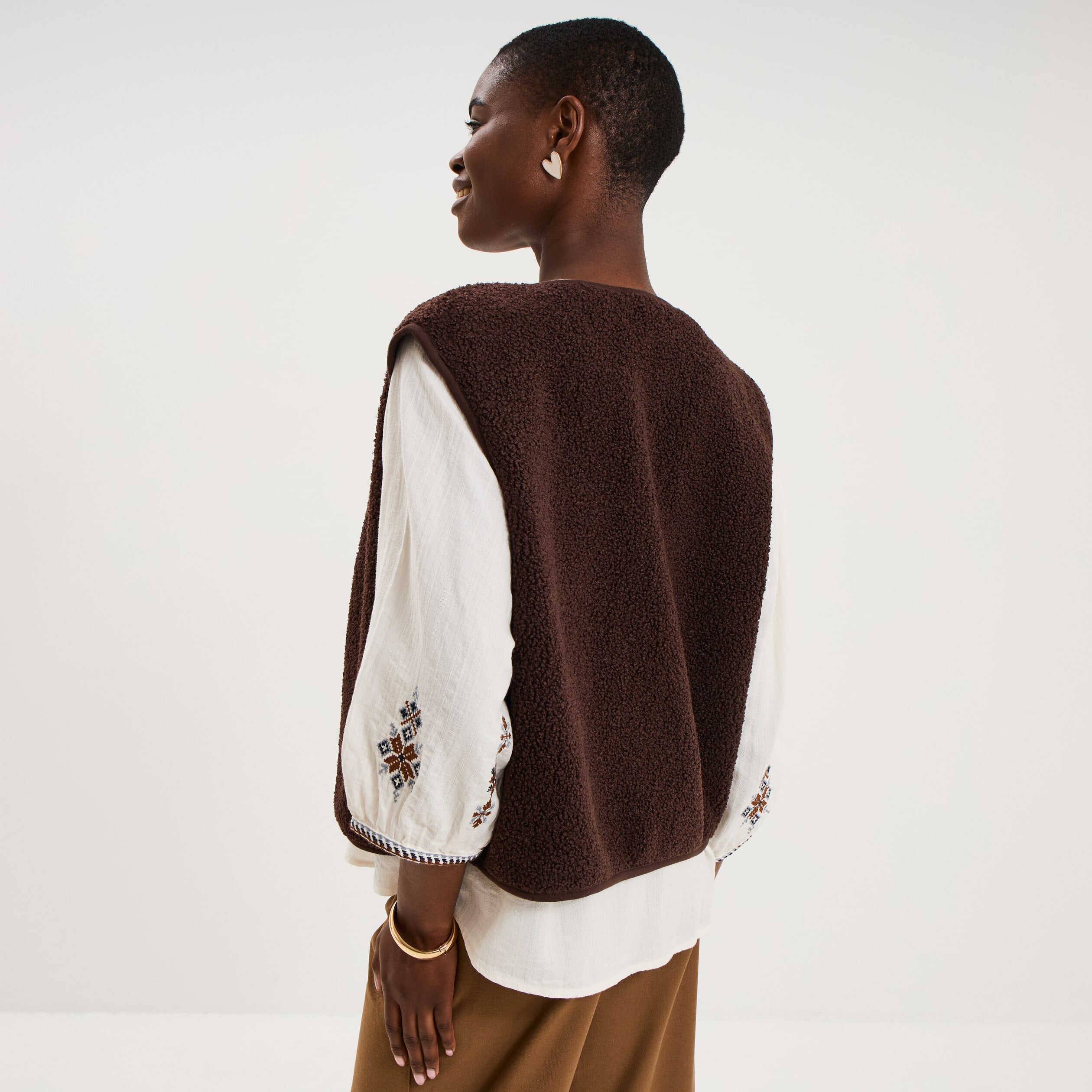 Veste sans manches effet polaire marron fonc&eacute; femme