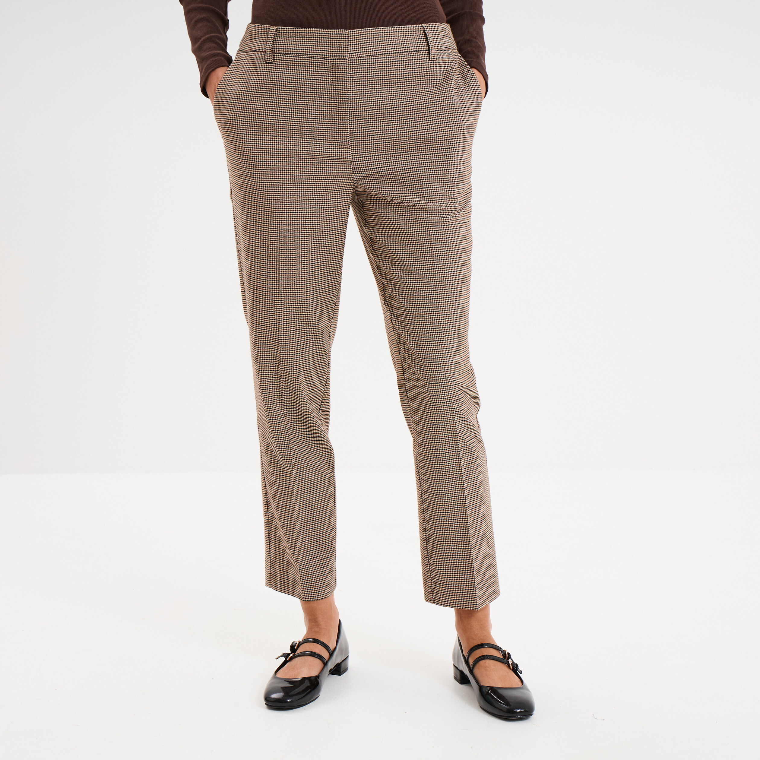 pantalon droit taille haute a pinces marron femme Pantalon droit taille haute à pinces marron femme