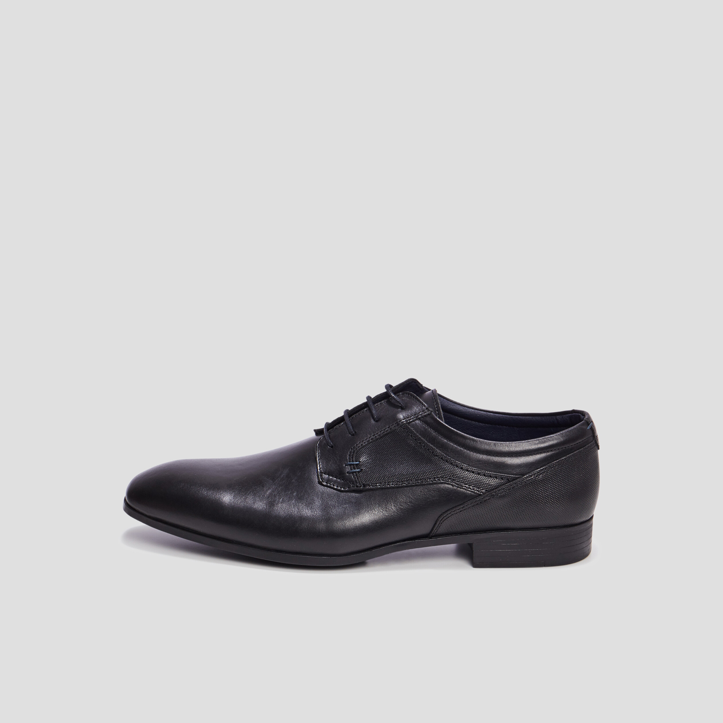 Chaussures à lacets en cuir BATA - Noir - Femme - 0.00
