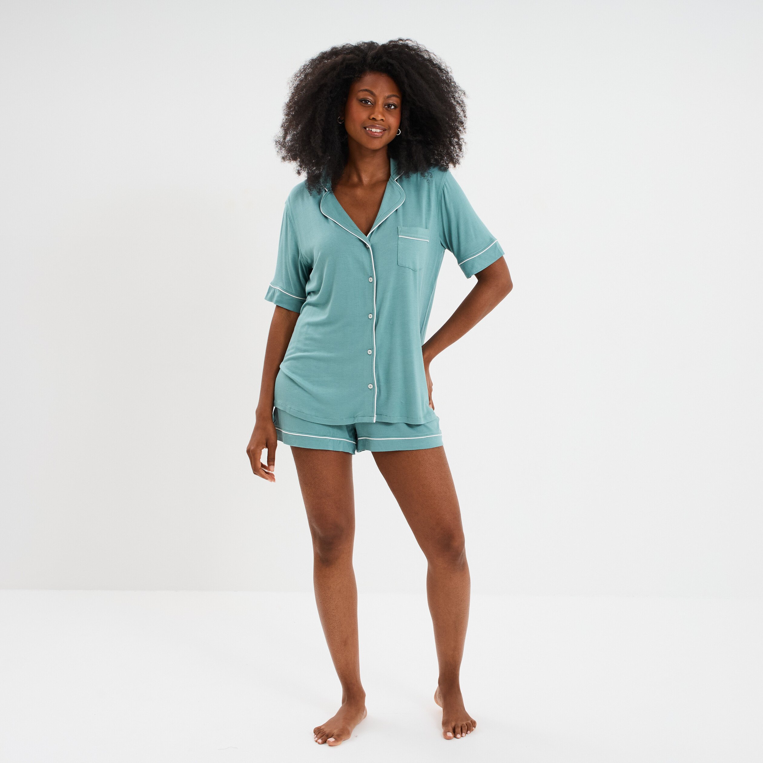 Ensemble pyjama fluide short et chemise bleu gris femme