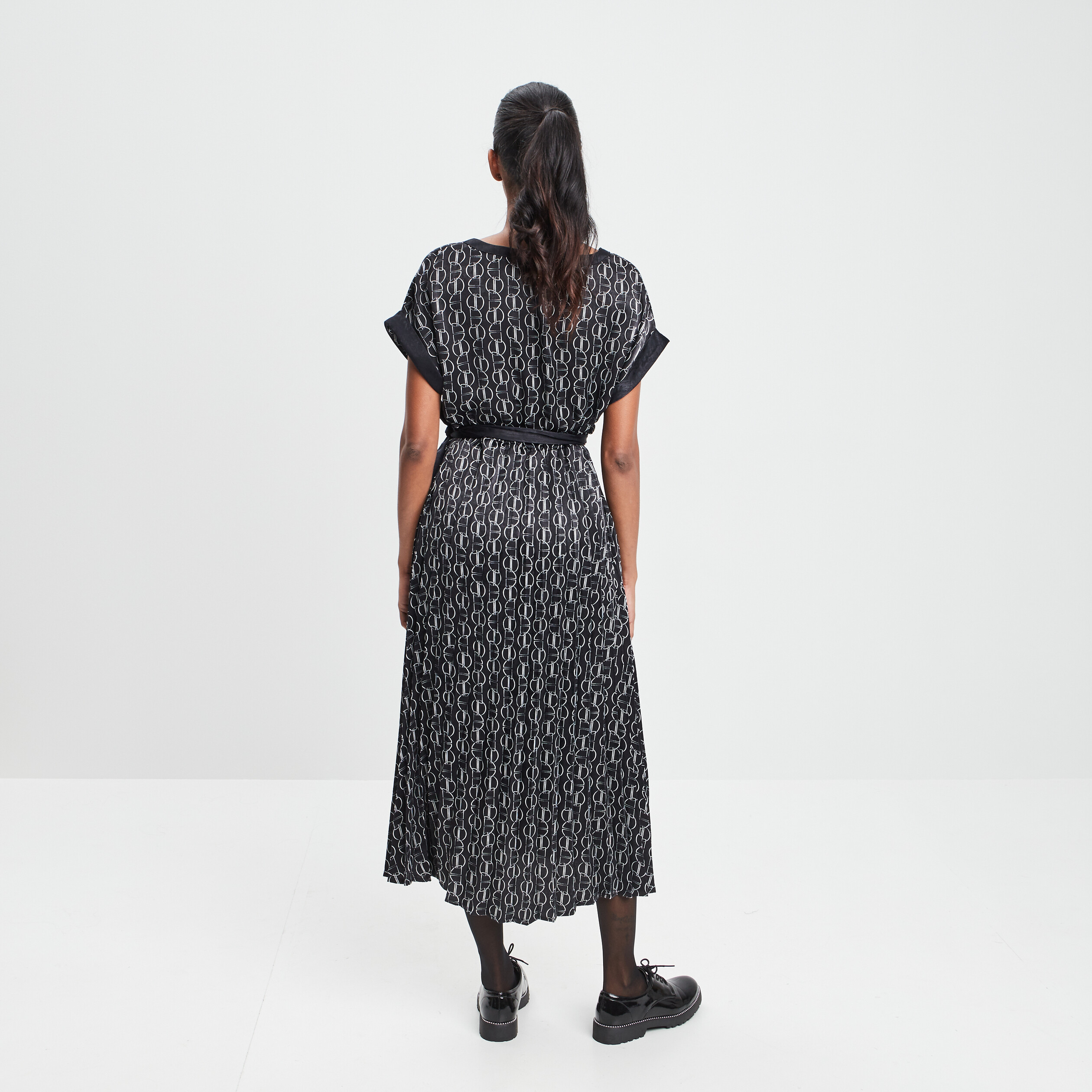 robe patineuse longue ceinturee noir femme Robe patineuse longue ceinturée noir femme