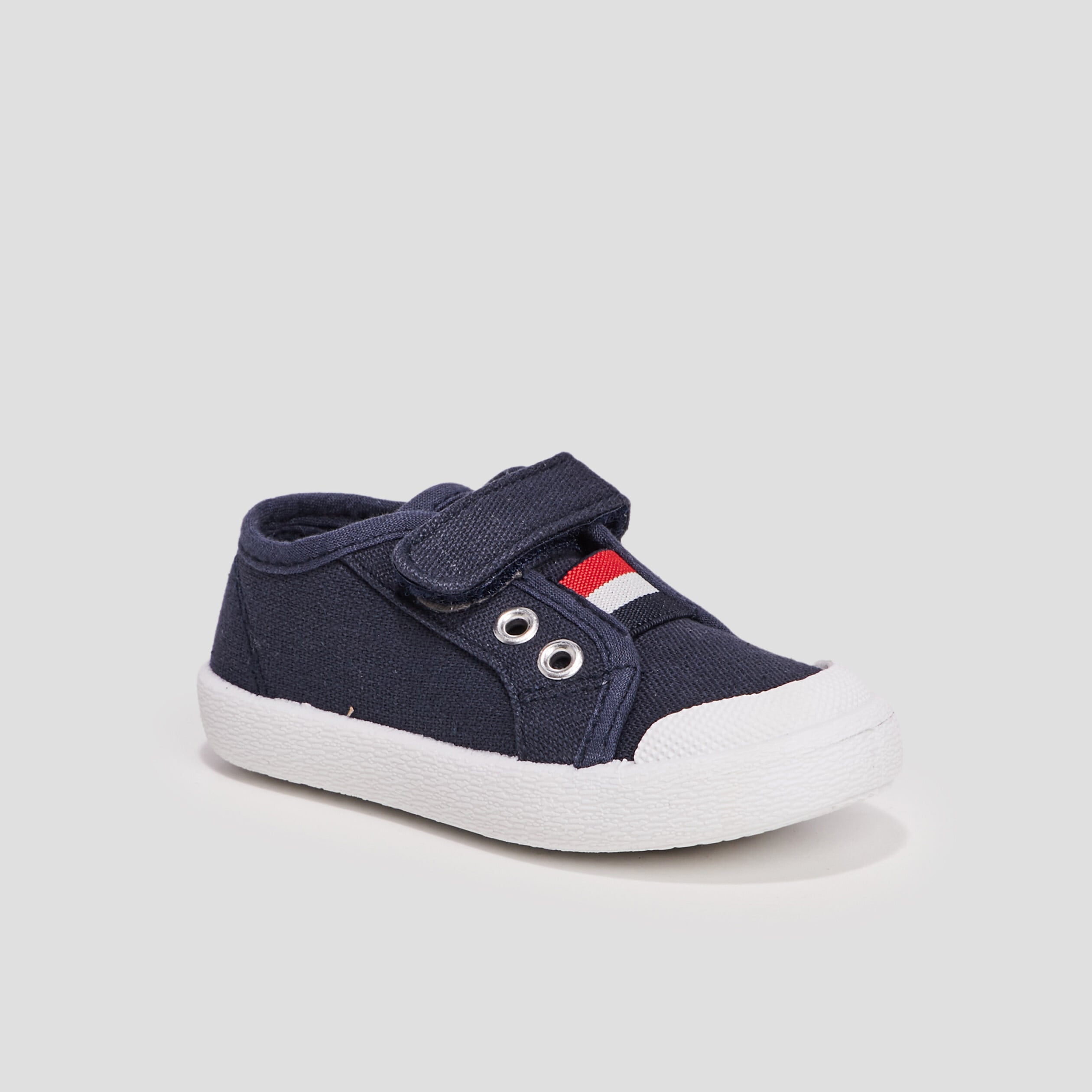 Tennis bout renforc&eacute; semelle souple bleu b&eacute;b&eacute; gar&ccedil;on