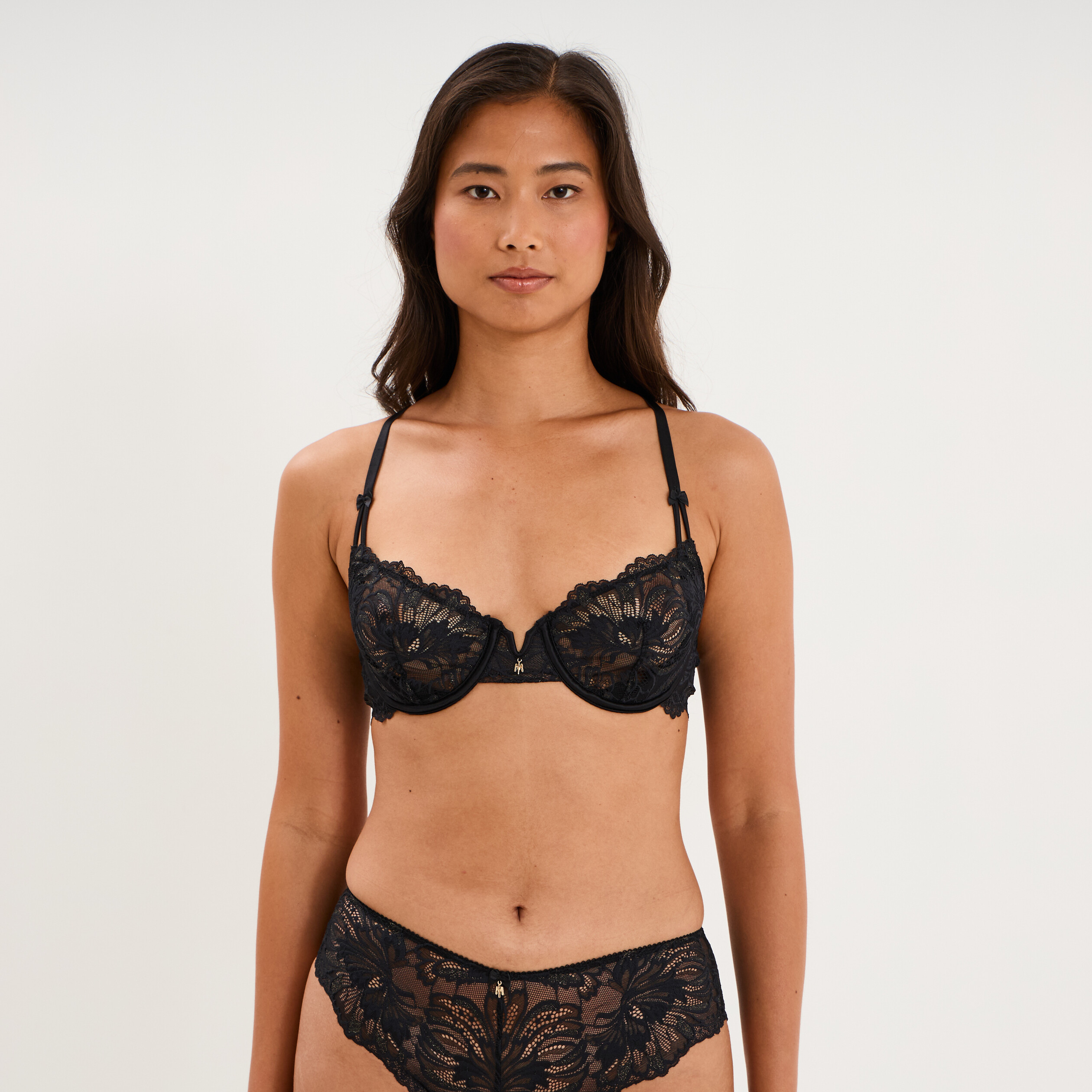 Soutien-gorge embo&icirc;tant dentelle noir femme