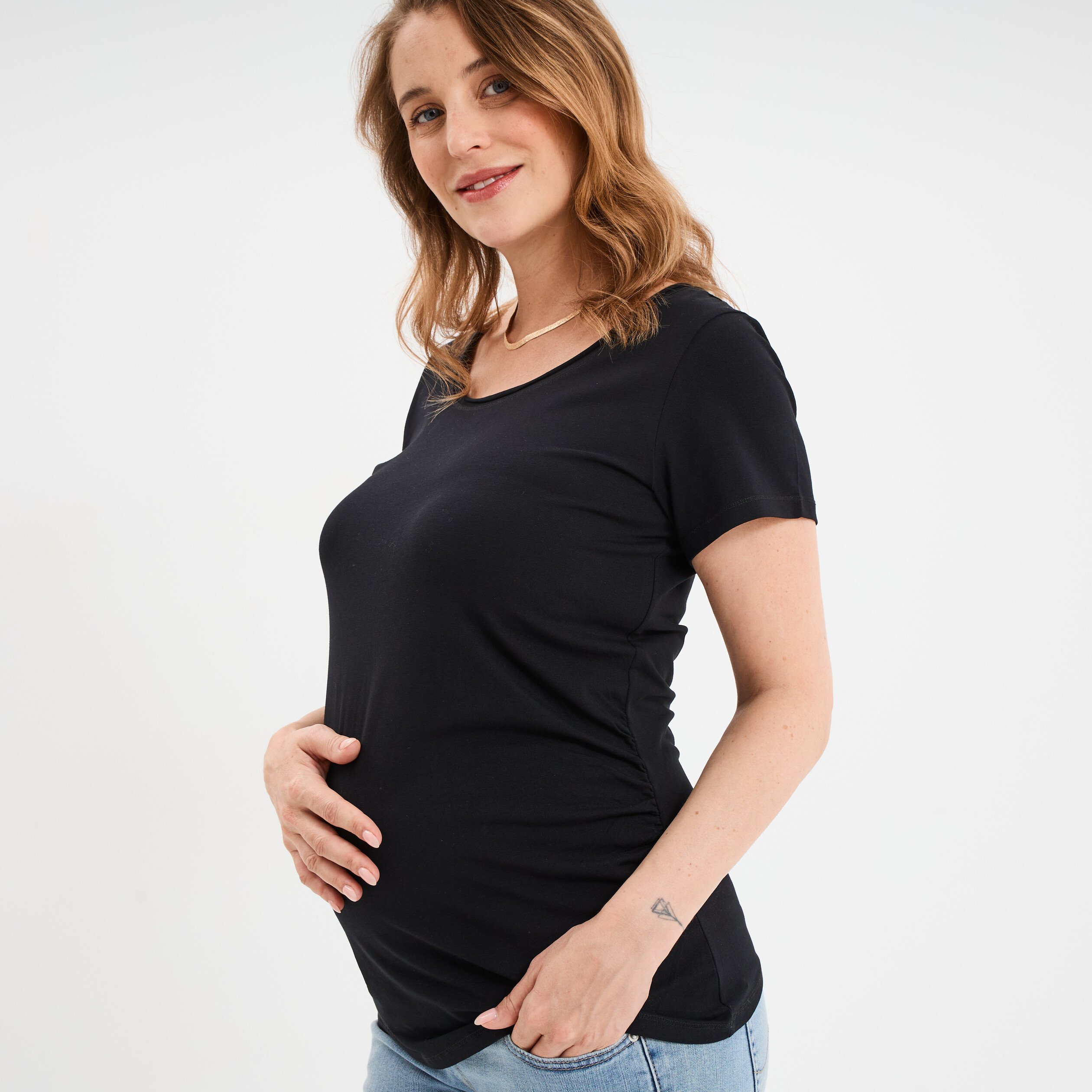 t shirt grossesse manches courtes coton noir femmemater T-shirt grossesse manches courtes coton noir femme maternité
