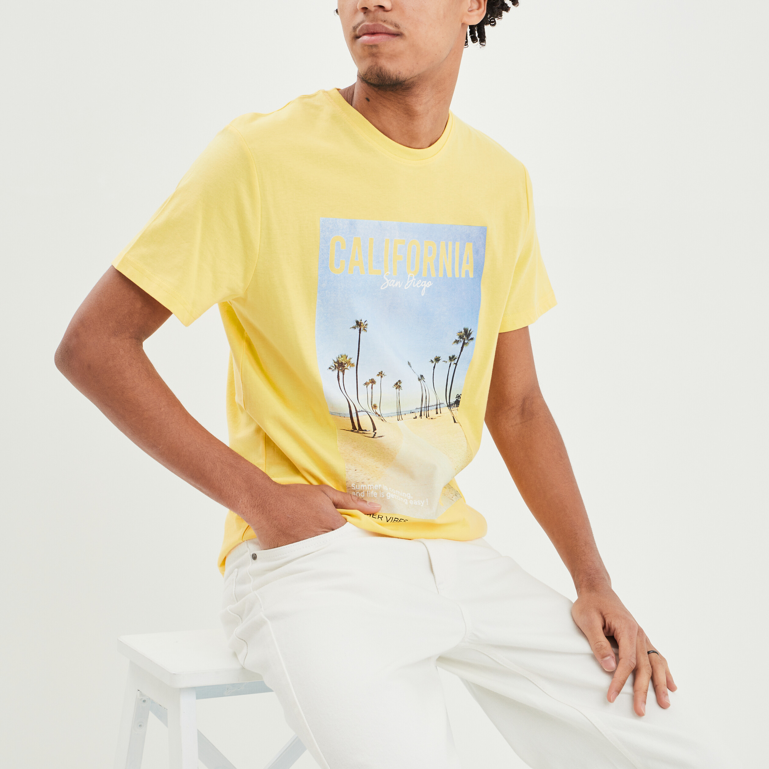 T-shirt manches courtes cintré vert kaki homme