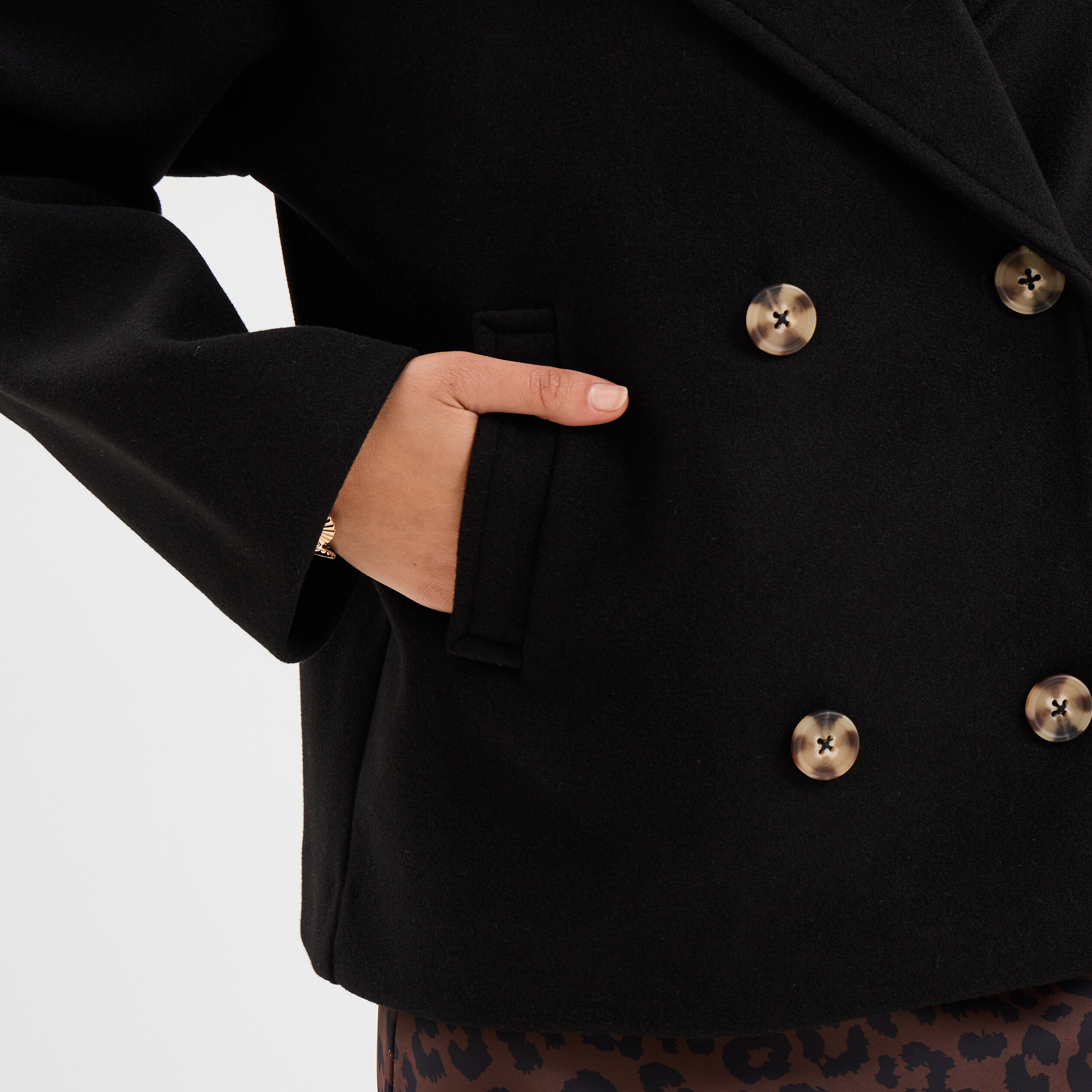 blouson court boutonne noir femme Blouson court boutonné noir femme