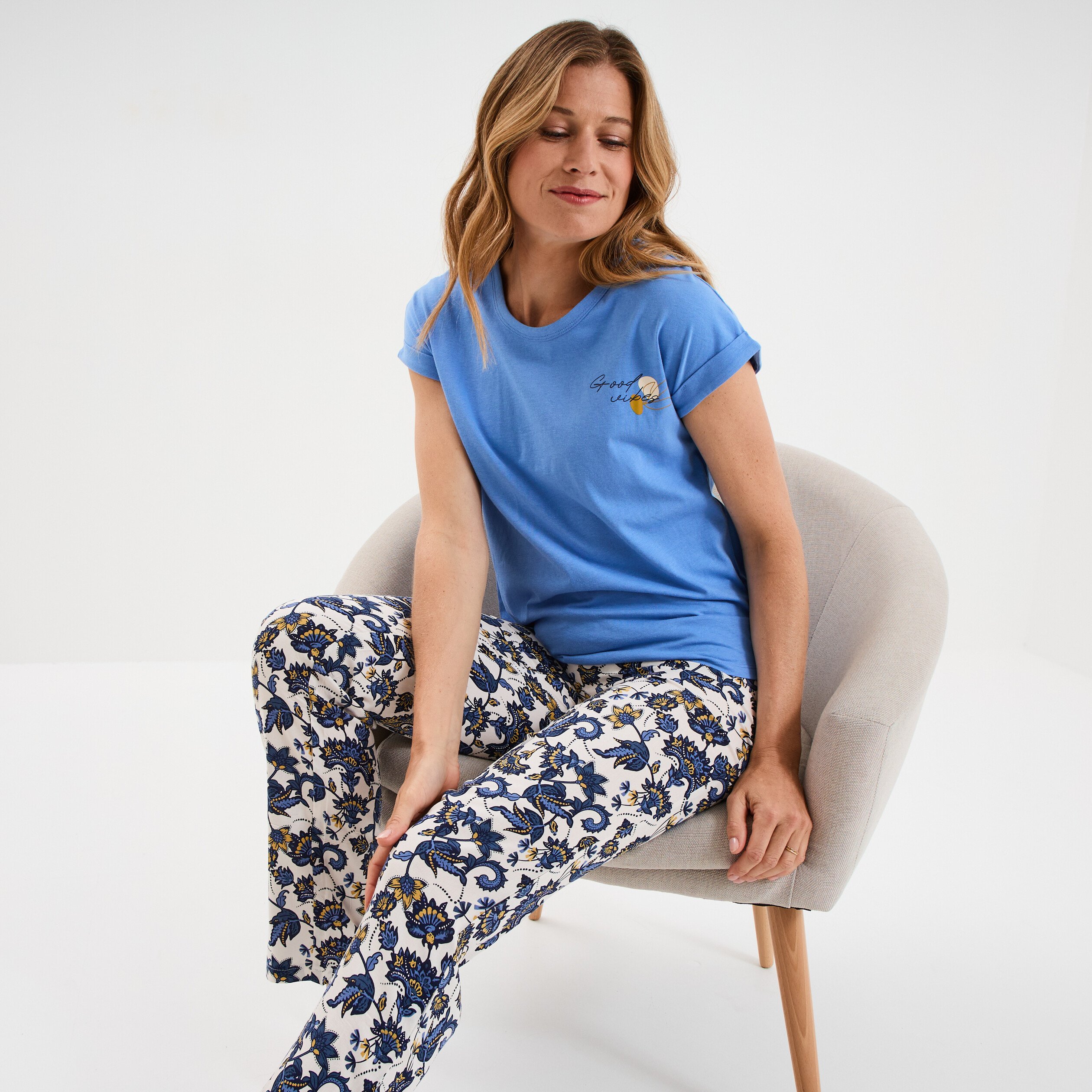 ensemble pyjama col rond 2 pieces fluide blanc femme Ensemble pyjama col rond 2 pièces fluide blanc femme
