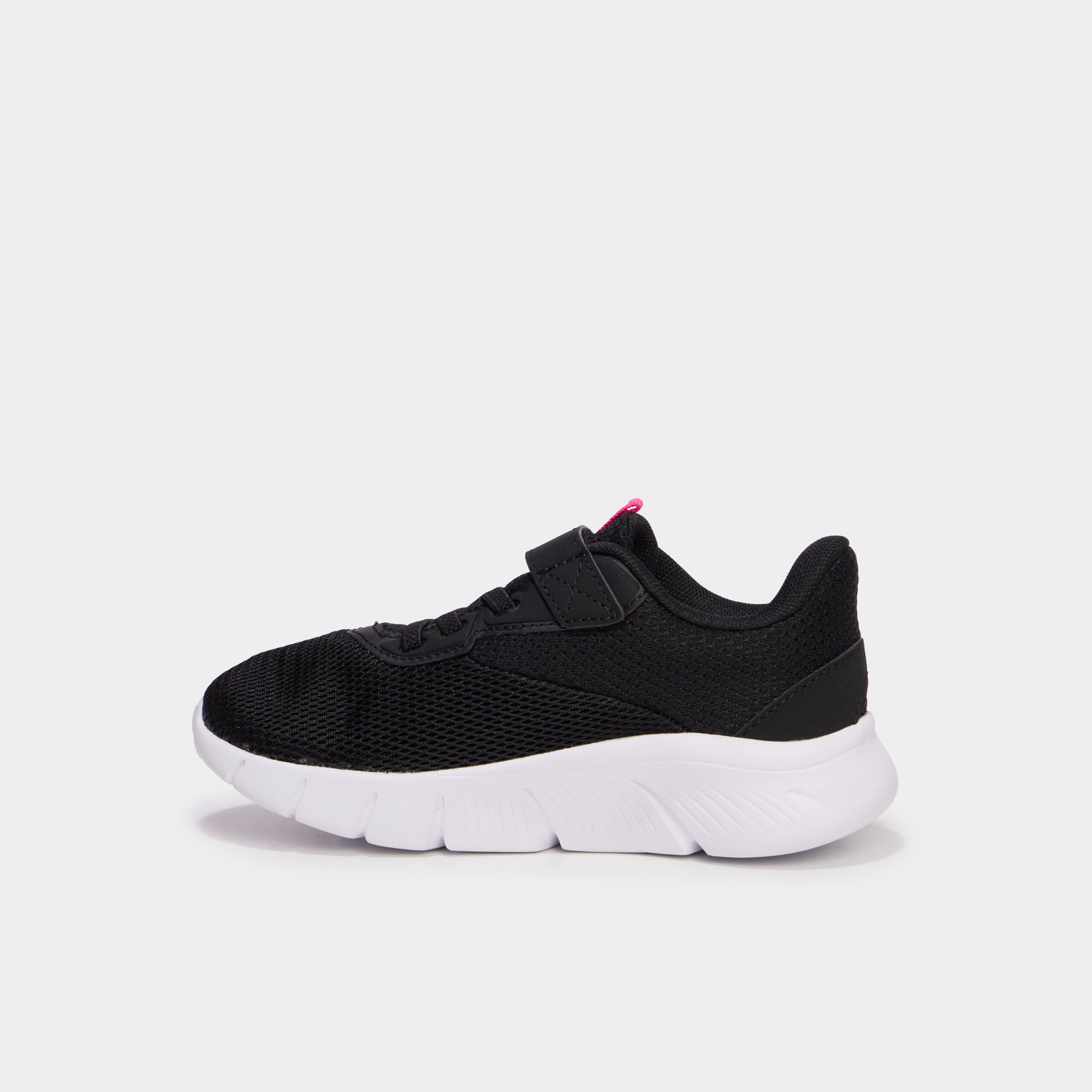 Baskets running scratchs Puma Flexfocus noir fille