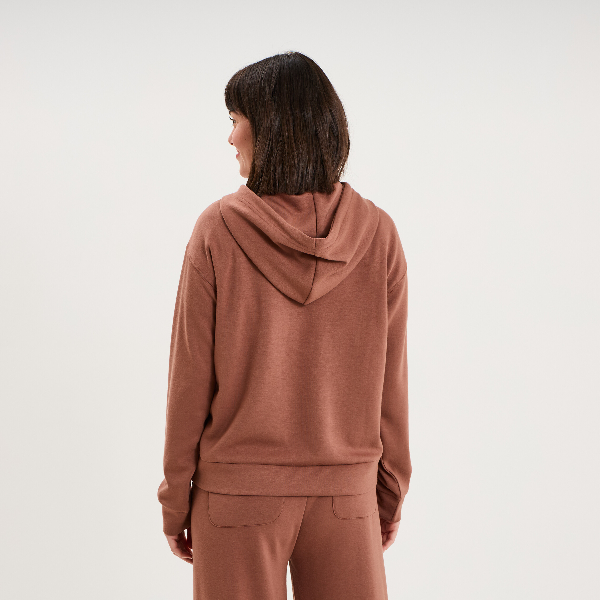 Sweat hoodie manches longues &agrave; capuche marron femme