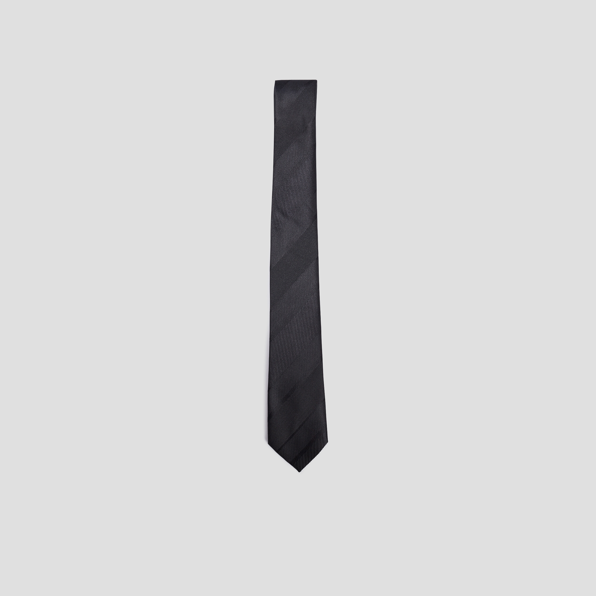 Cravate textur&eacute;e effet satin noir homme