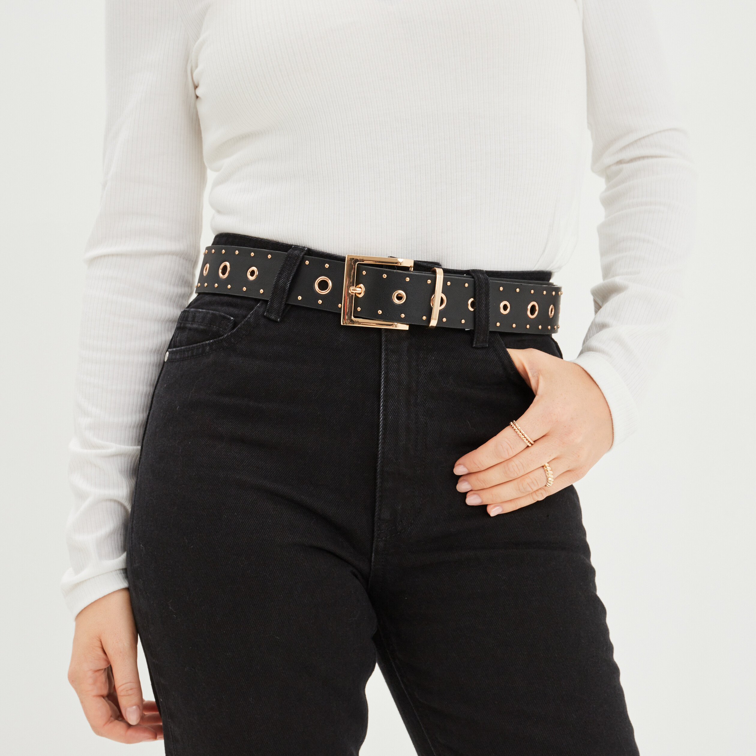 Ceinture avec hotsell oeillets