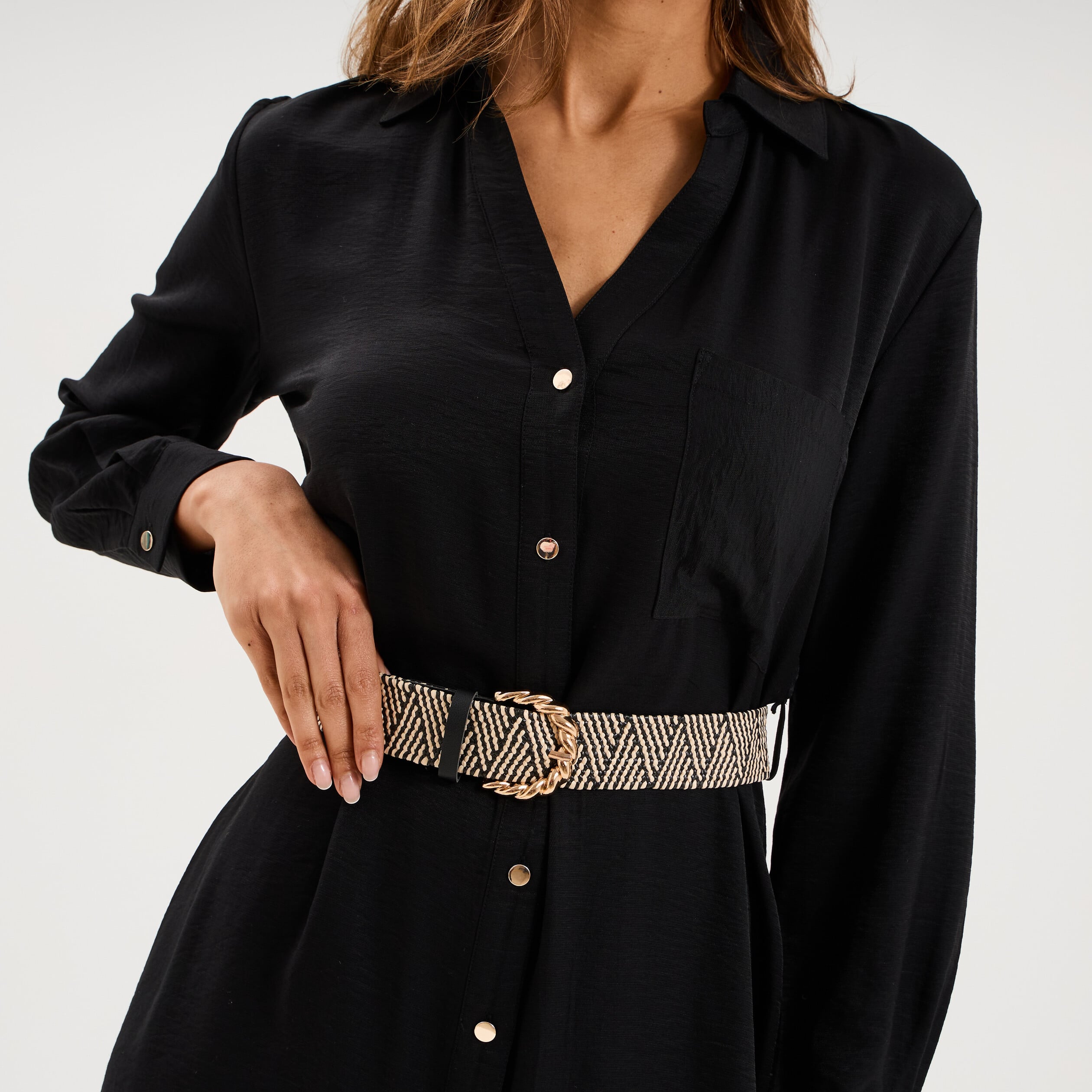 Robe chemise avec ceinture tress&eacute;e noir femme