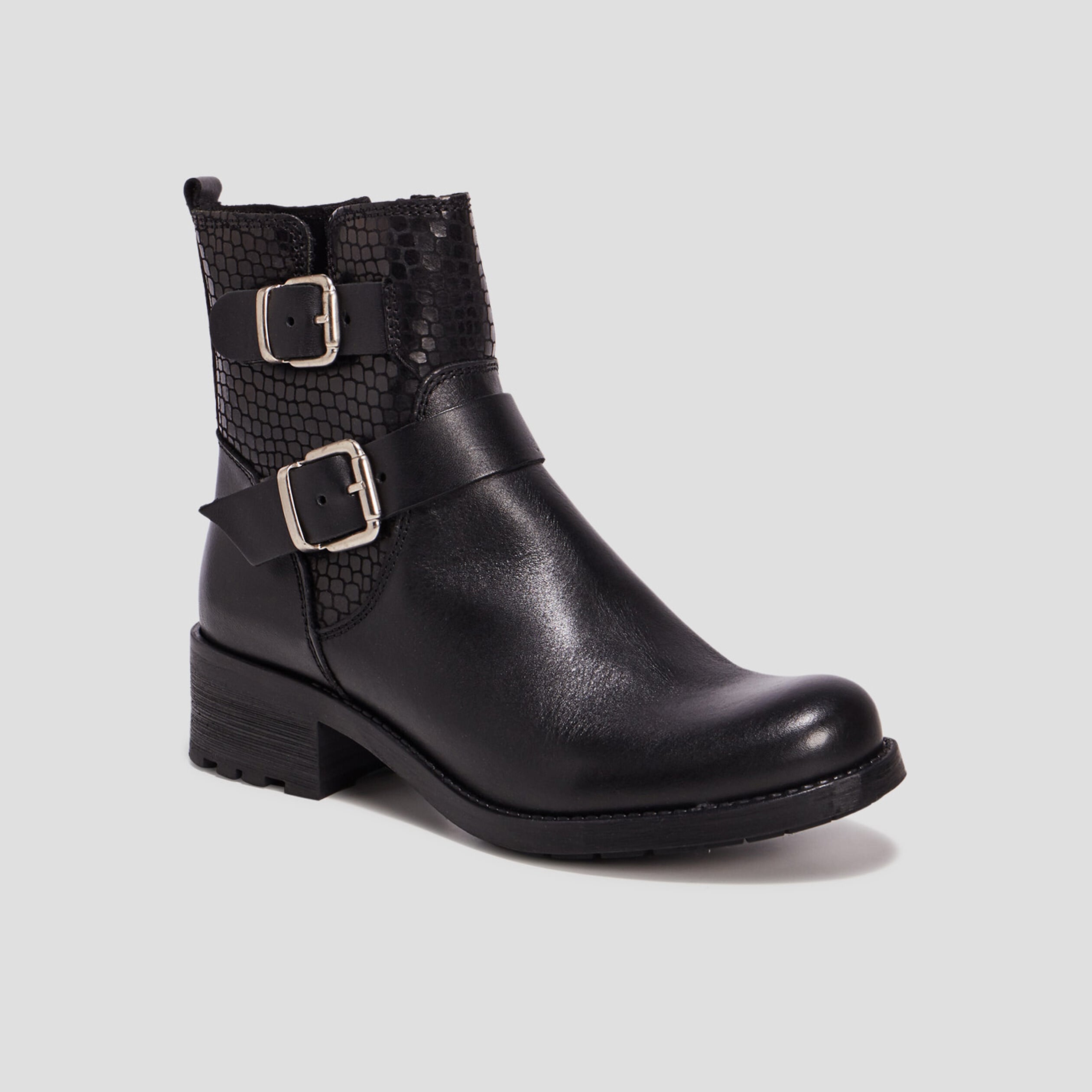 Bottines en cuir semelle crant&eacute;e noir femme