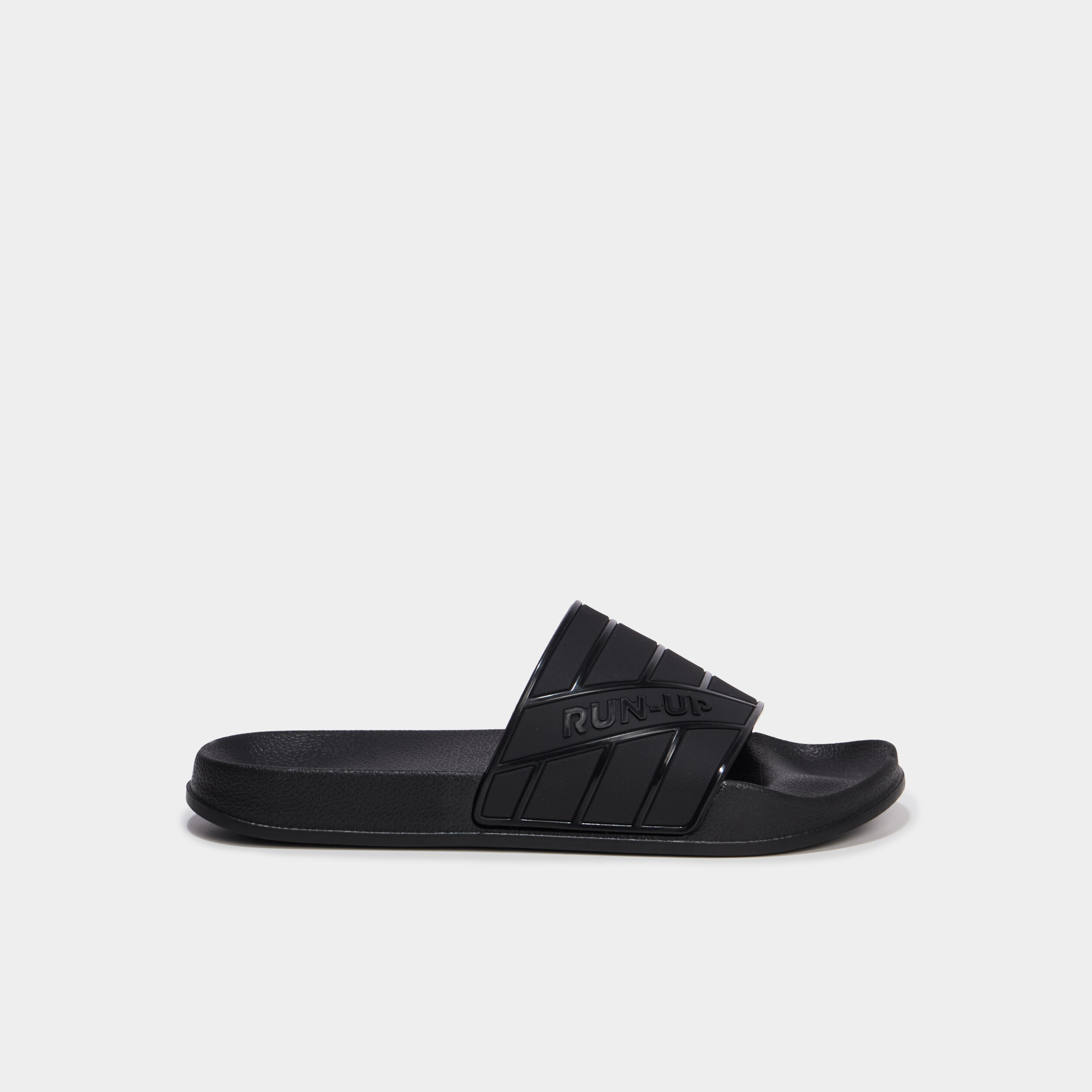Mules &agrave; bride large bout rond noir homme