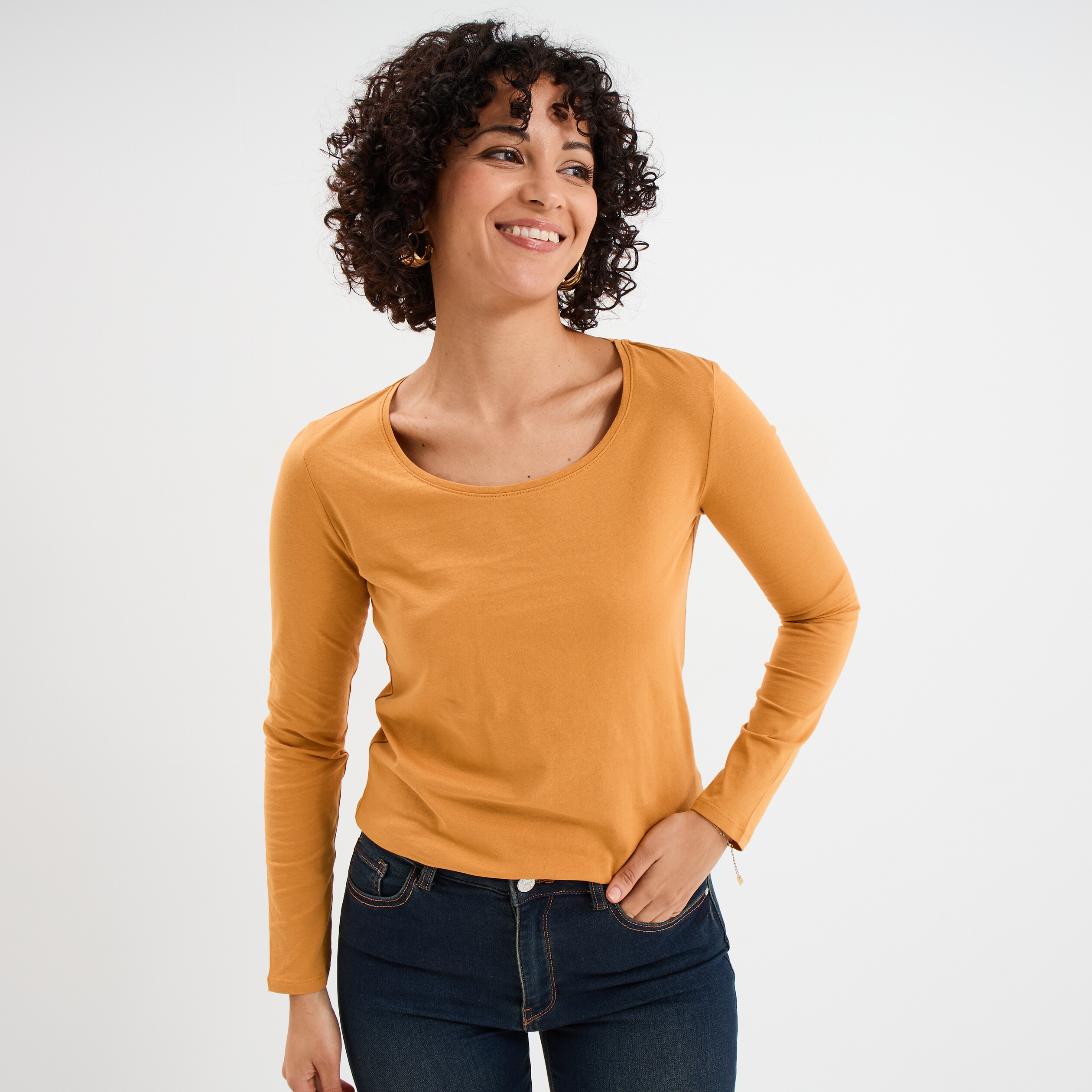 T-shirt coton col rond manches longues jaune moutarde femme