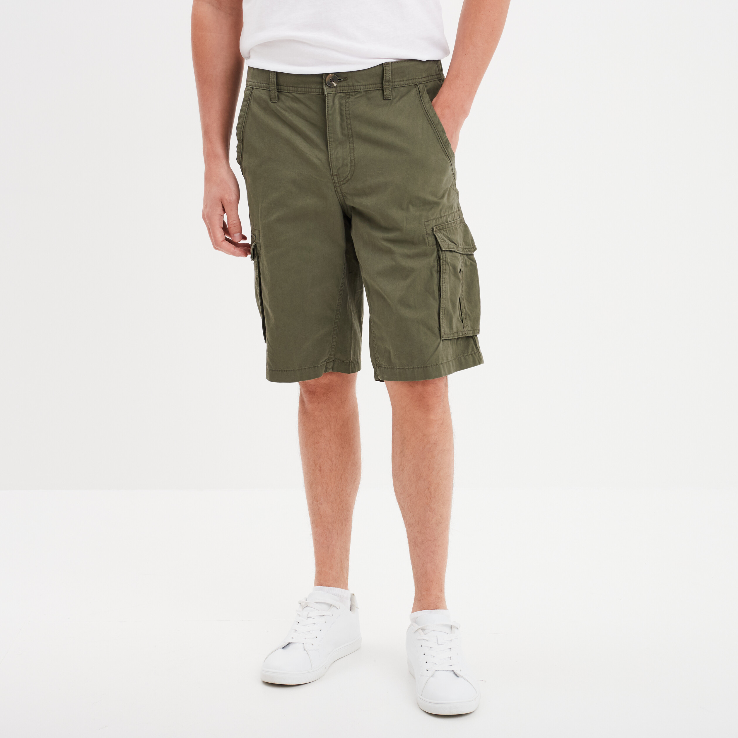 Bermuda short cargo poches &agrave; rabat coton vert kaki homme