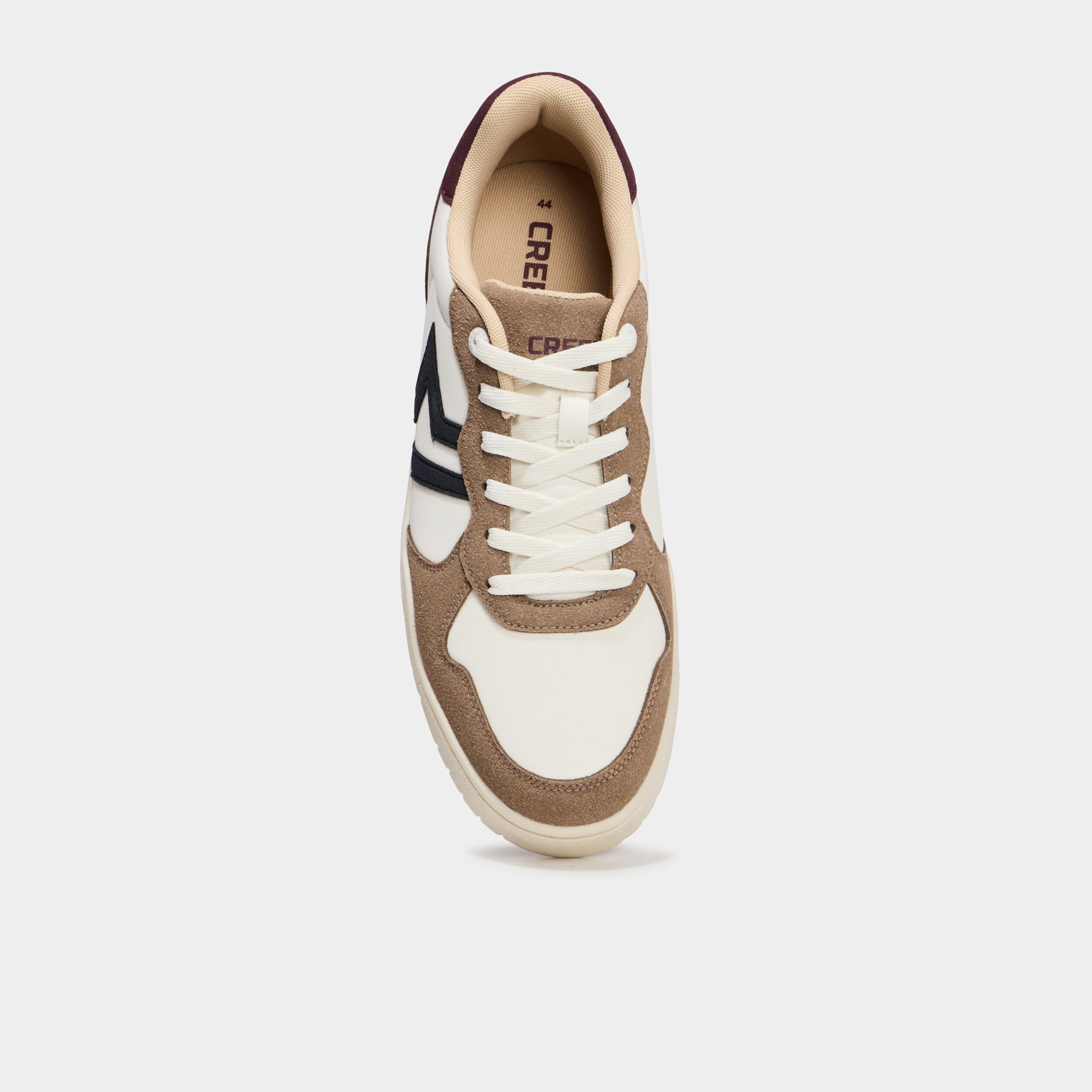 Baskets &agrave; lacets avec semelle &eacute;paisse gris homme