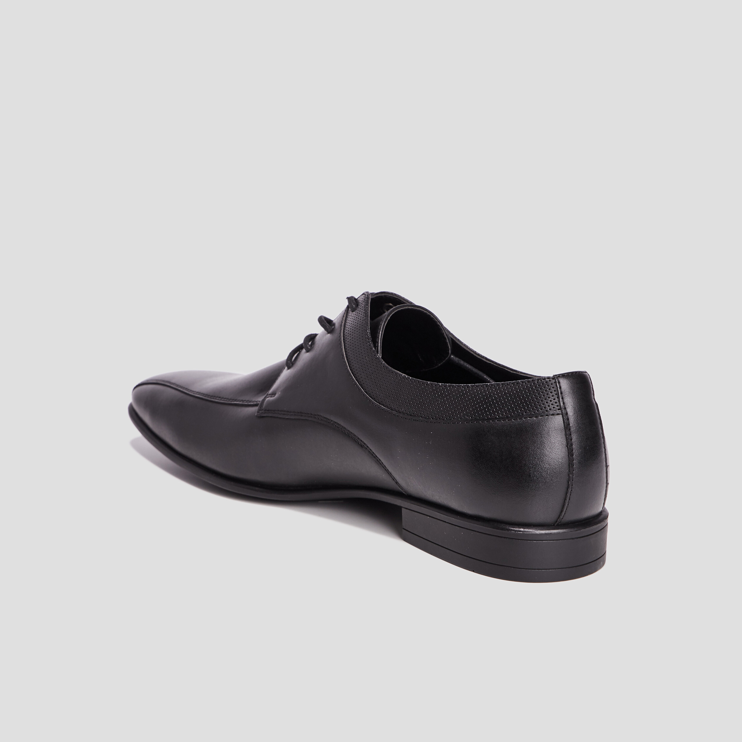 Derbies à bouts carrés noir homme