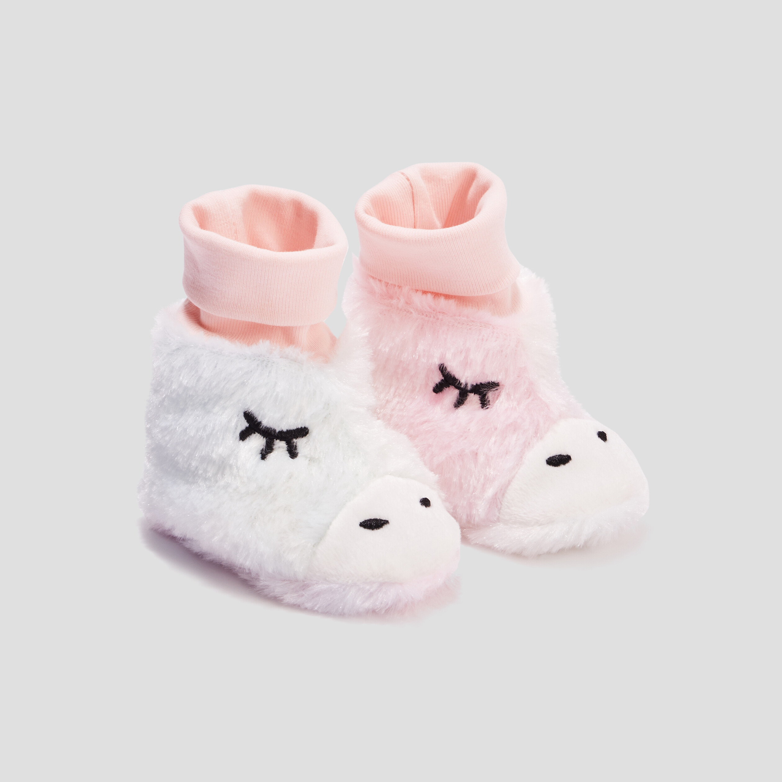 chaussettes dinterieur fourrure multicolore bebef Chaussettes d'intérieur fourrure multicolore bébé fille