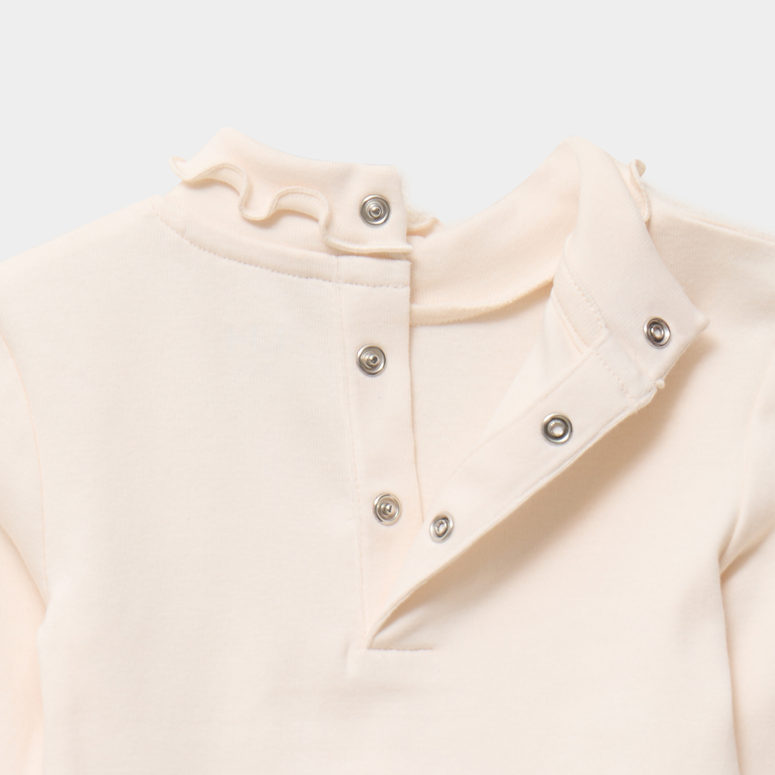 Lot 2 t-shirts sous pulls &agrave; col roul&eacute; beige b&eacute;b&eacute; fille
