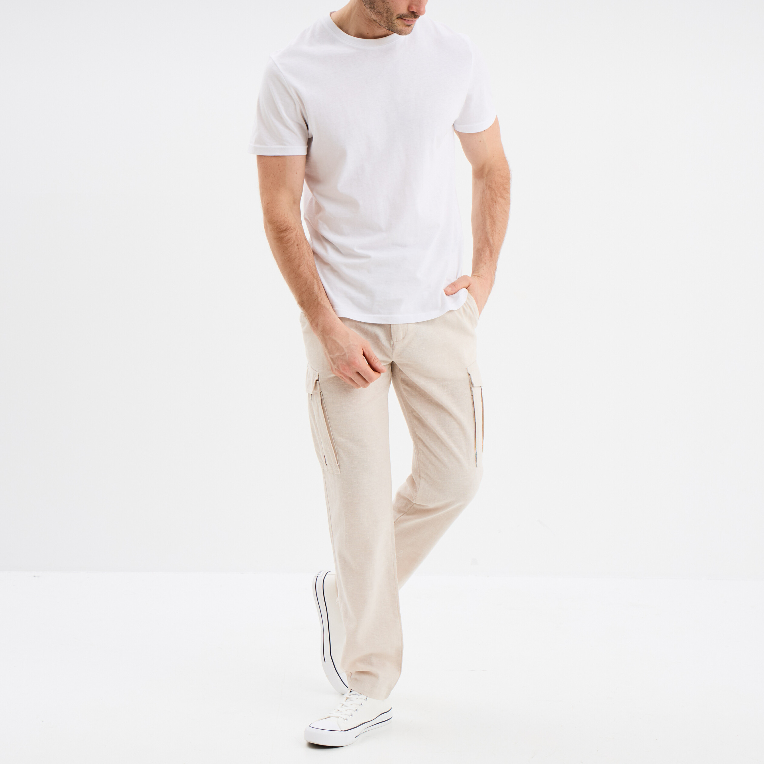 Pantalon cargo en lin m&eacute;lang&eacute; gris clair homme