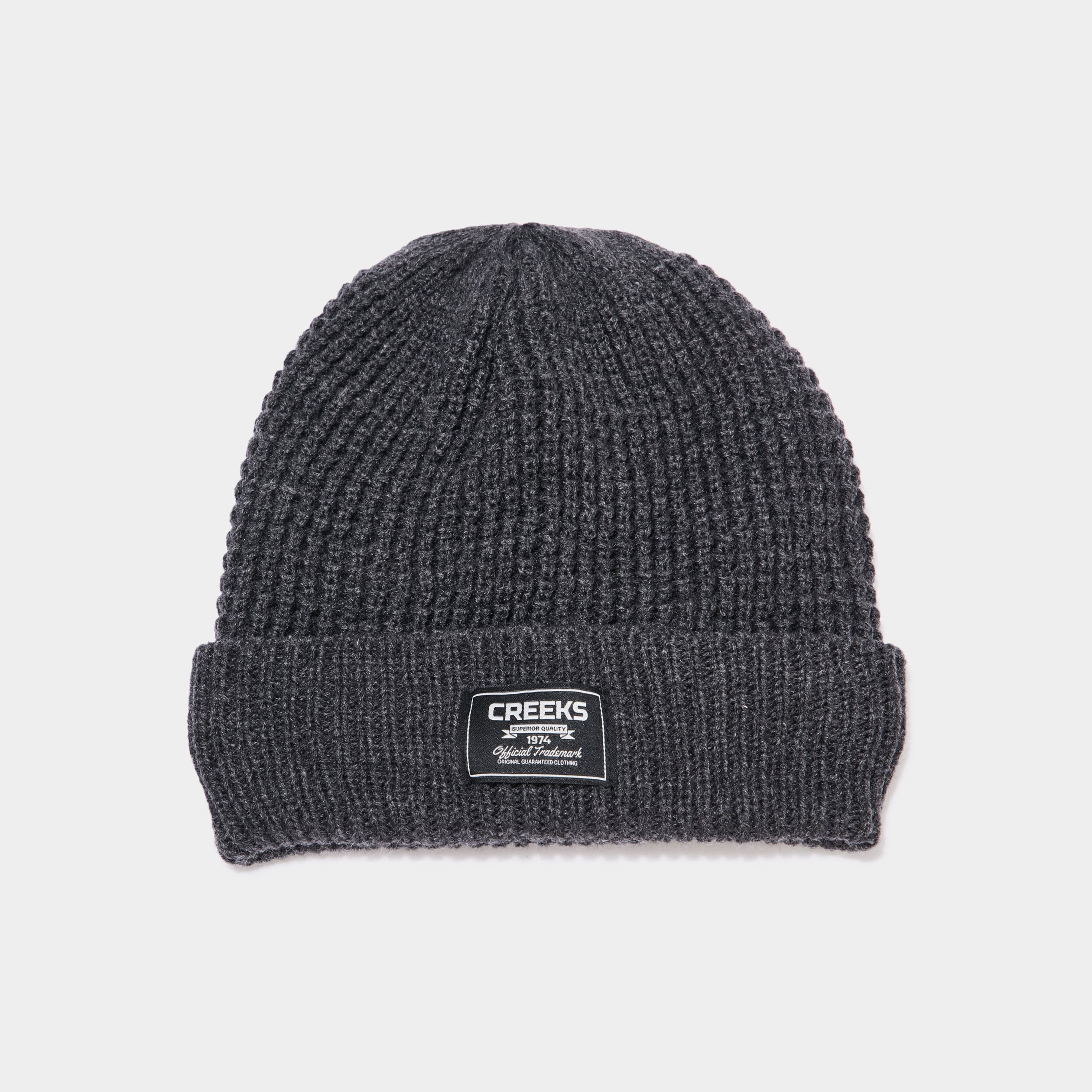 Bonnet tricot&eacute; gris fonc&eacute; homme