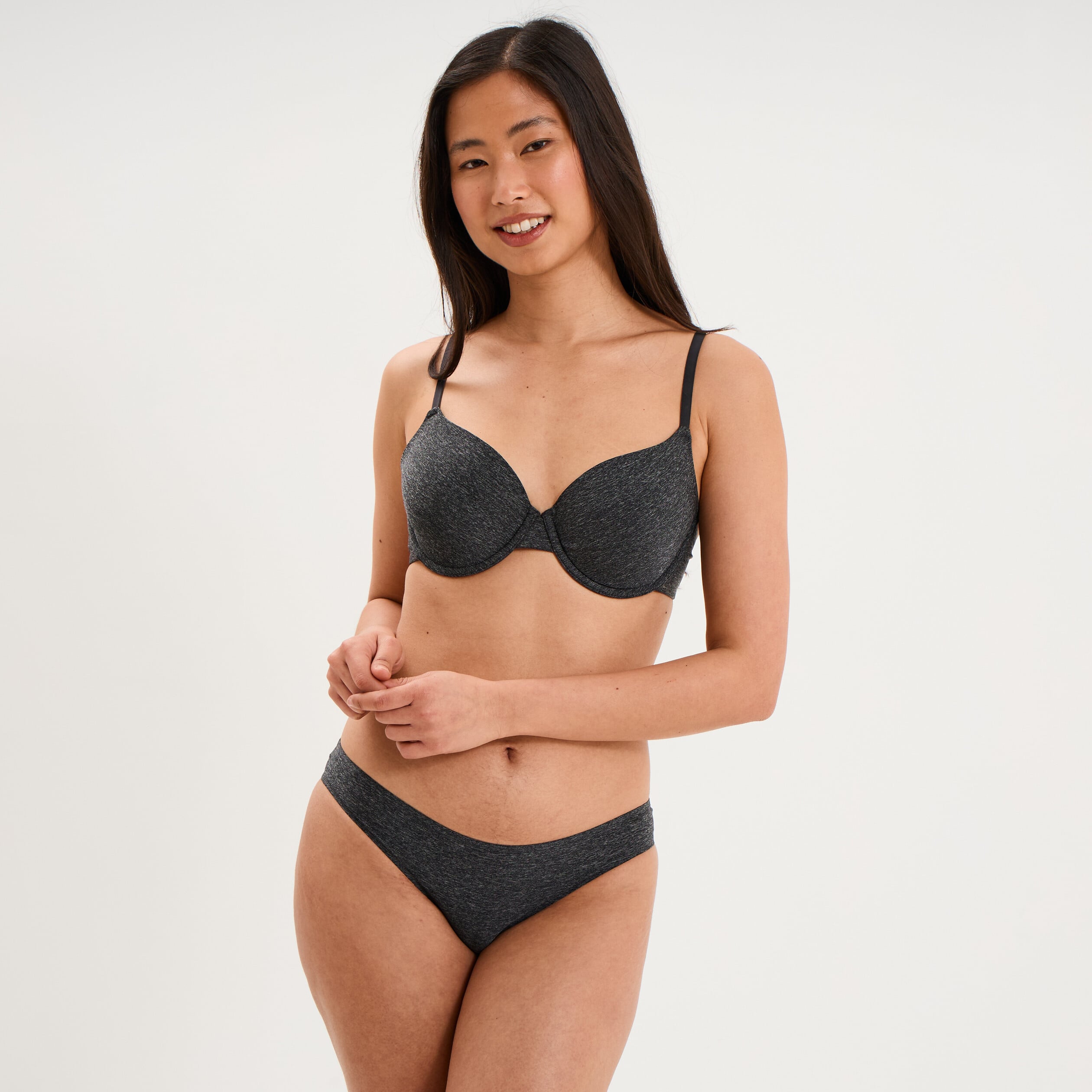 Soutien-gorge corbeille padd&eacute; microfibre gris femme