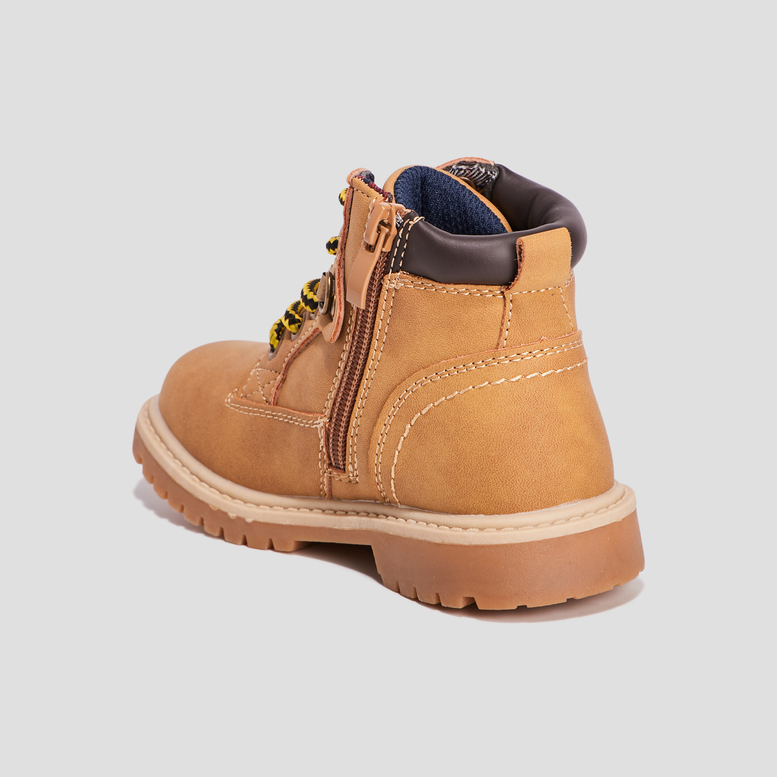 Bottines creeks top