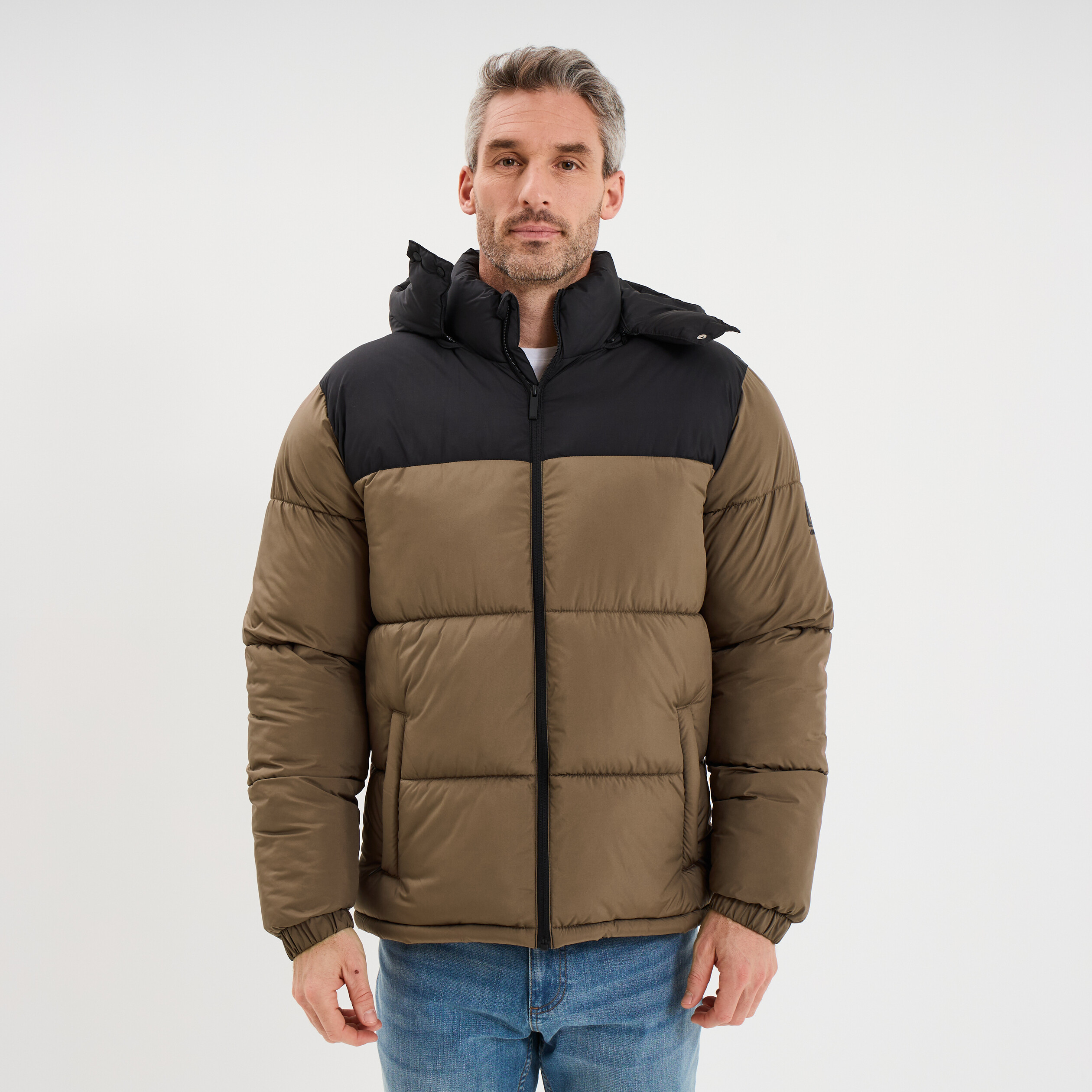 Doudoune d&eacute;perlante &agrave; capuche amovible taupe homme
