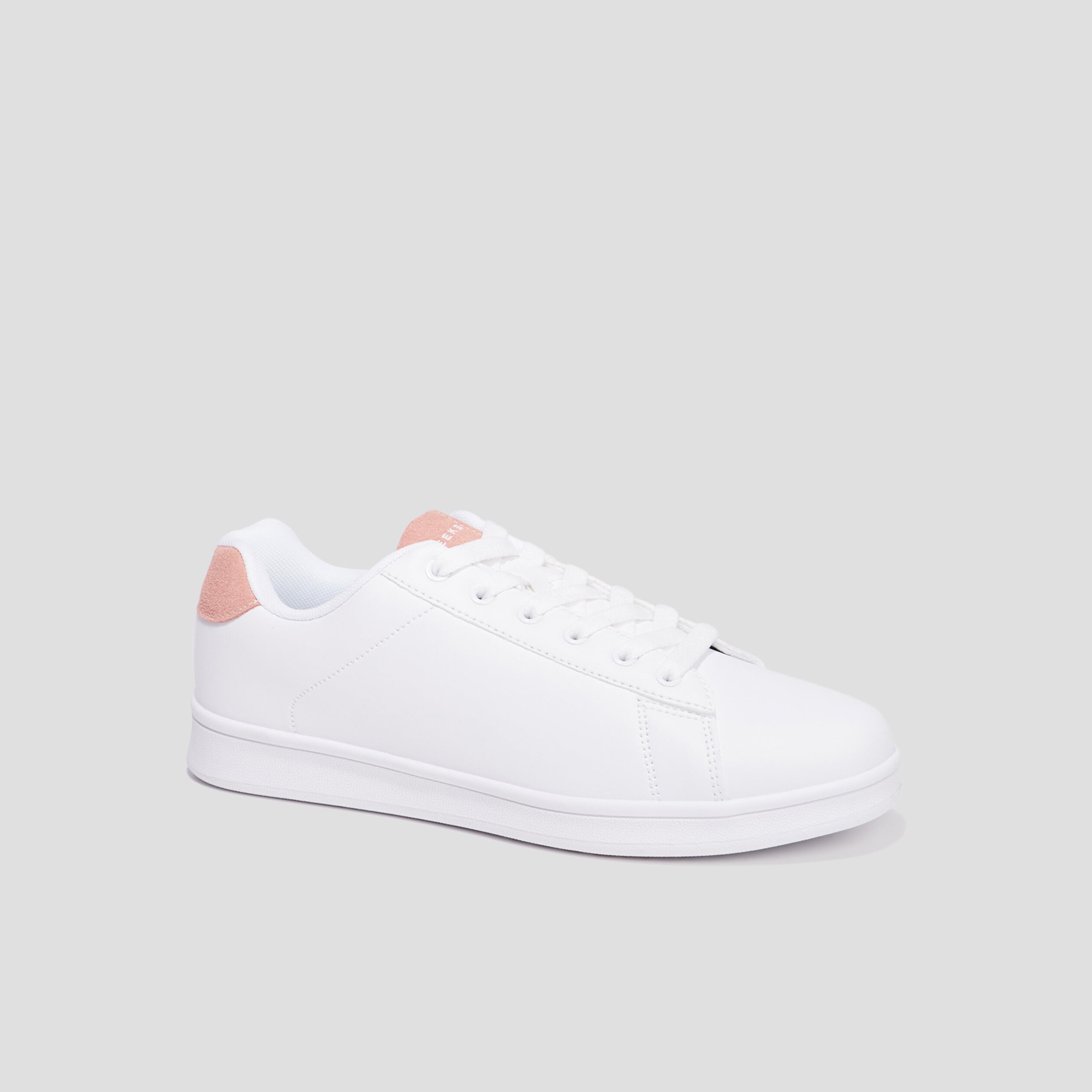Tennis basses &agrave; lacets bout rond rose femme