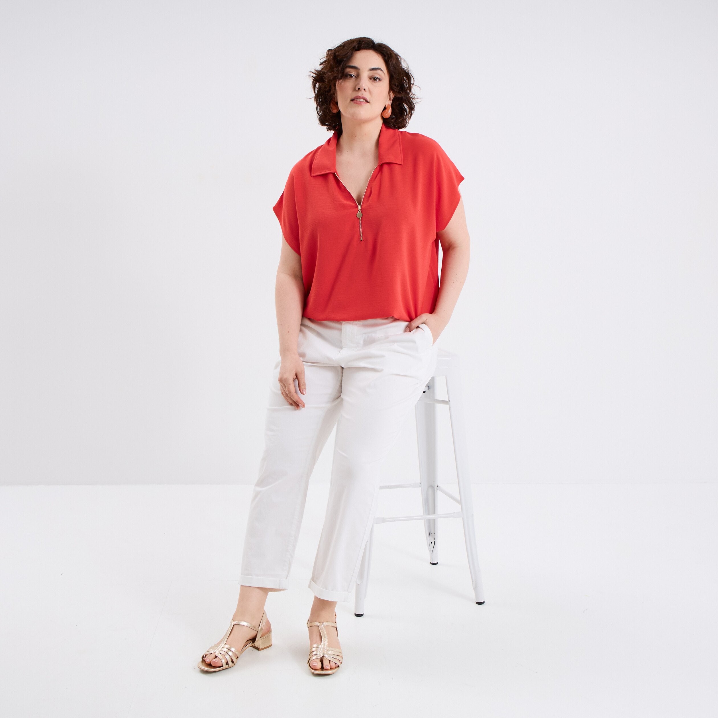 pantalon chino cigarette ceinture coton blanc femmegt Pantalon chino cigarette ceinturé coton blanc femme grande taille