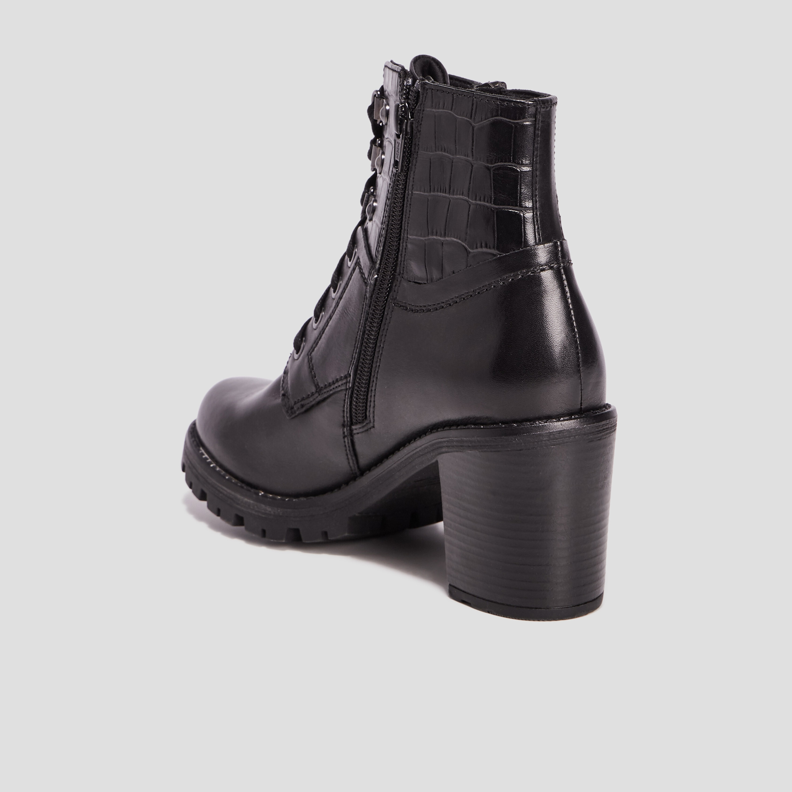 bottines en cuir a talons avec lacage noir femme Bottines en cuir à talons avec laçage noir femme